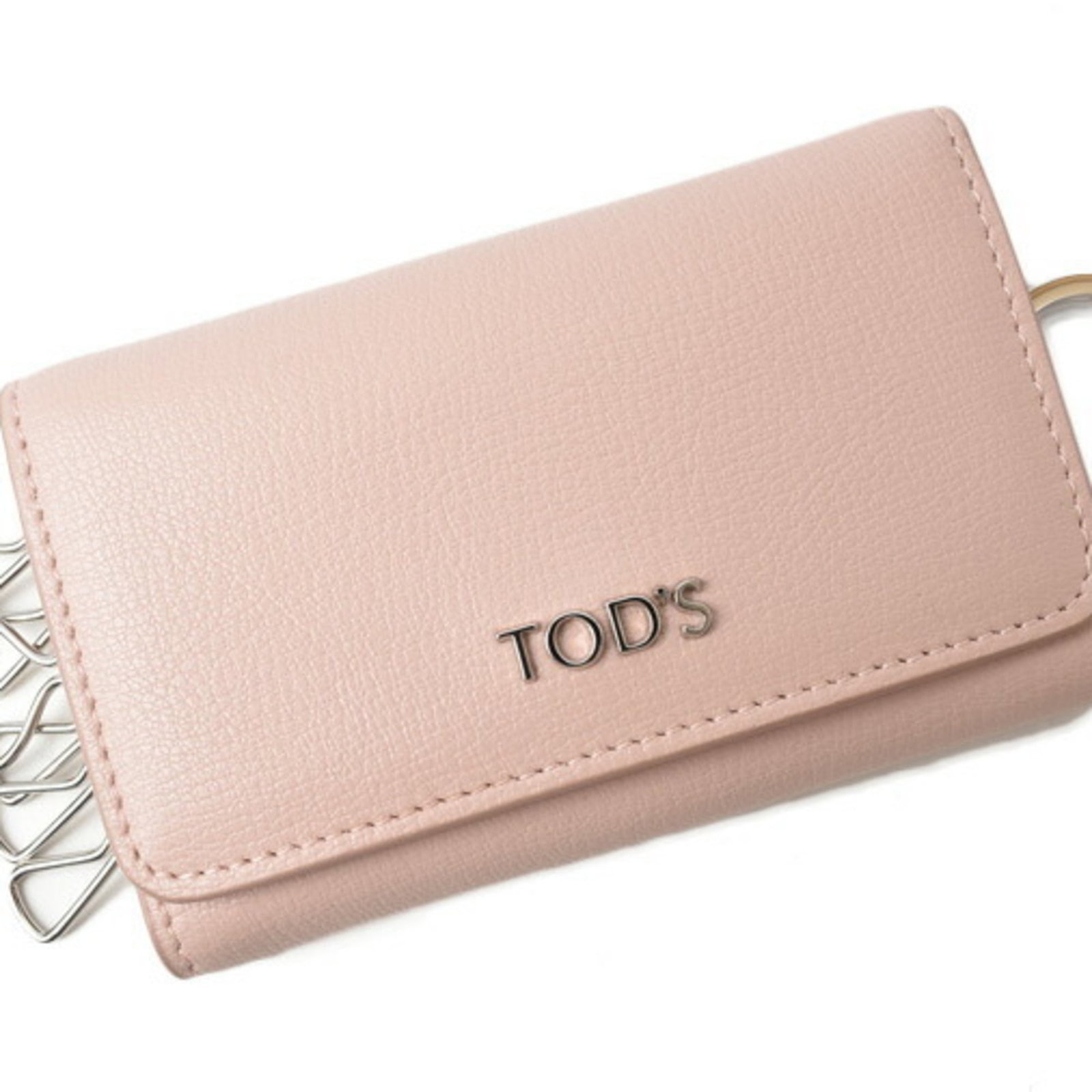 Tod'S Key Case Tod'S Leather Light Pink Xawentg1600Xaom001: Tod'S Key Case Tod'S Leather Light Pink Xawentg1600Xaom001 The Tod'S Key Case is a sleek and stylish leather accessory, featuring a light pink hue and a snap fastener closure. With an open pocket for