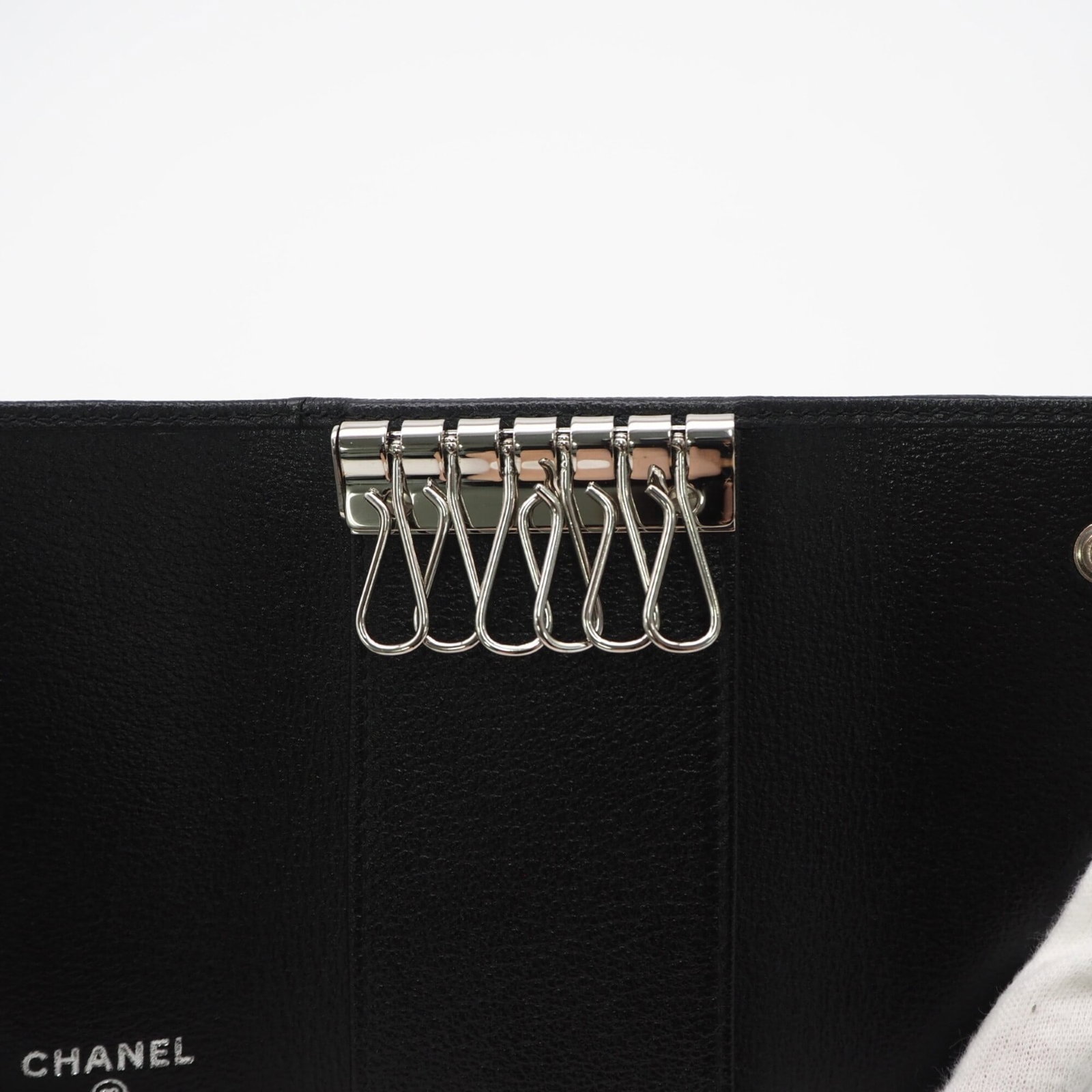 Keycase leather by Chanel - 12