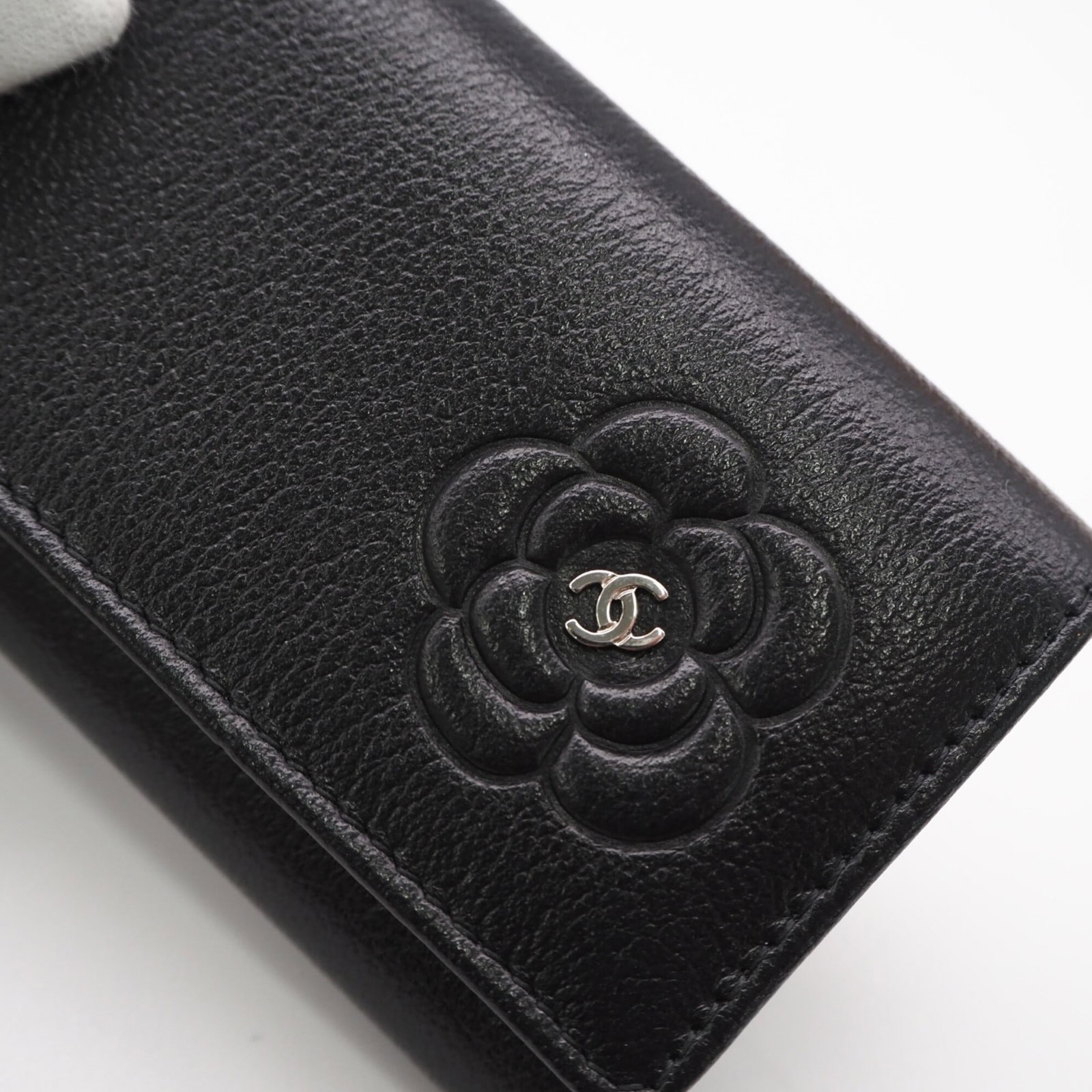 Keycase leather by Chanel - 5
