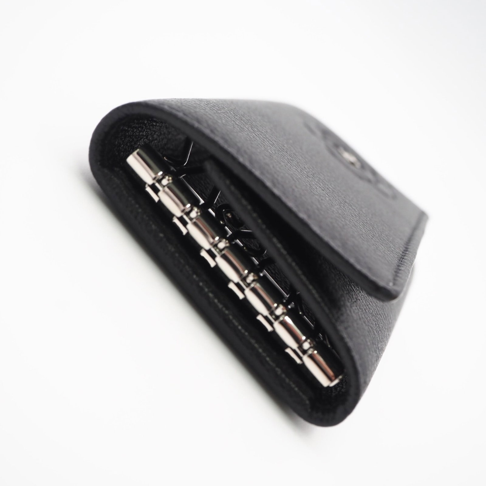 Keycase leather by Chanel - 9