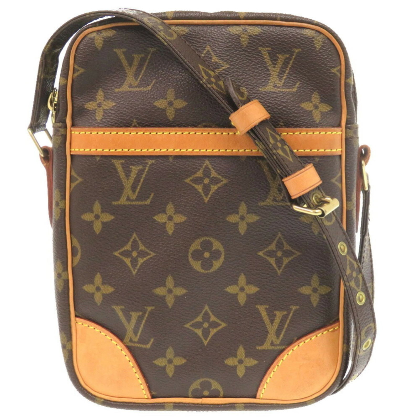 Shoulder Bag Monogram Louis Vuitton: Shoulder Bag Monogram Louis Vuitton Monogrammed in rich brown, this Louis Vuitton shoulder bag boasts the iconic monogram pattern, a timeless design element that adds a touch of sophistication to any
