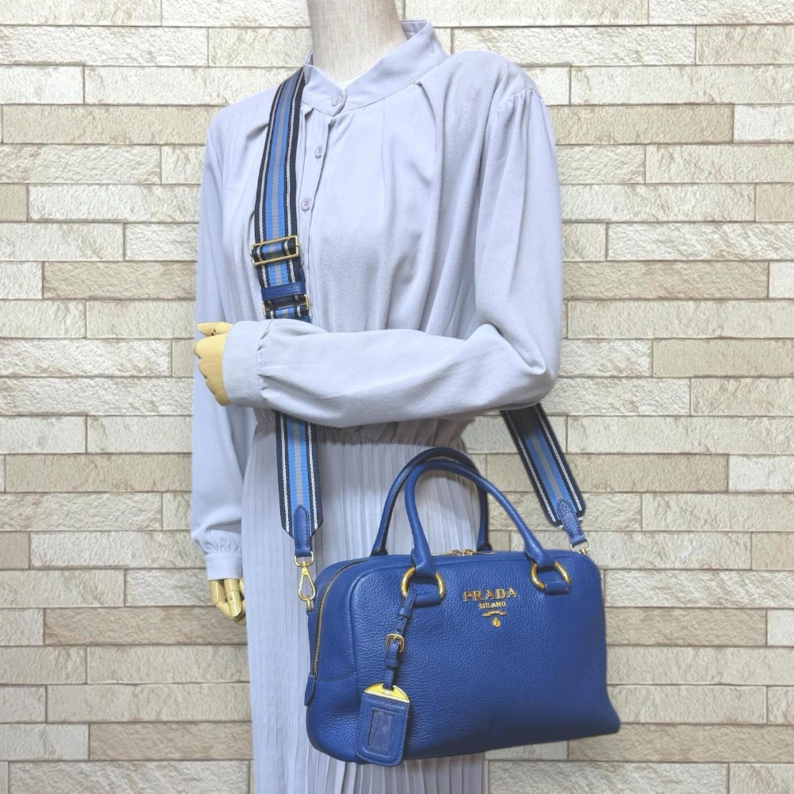 Shoulder Bag Leather Prada - 2