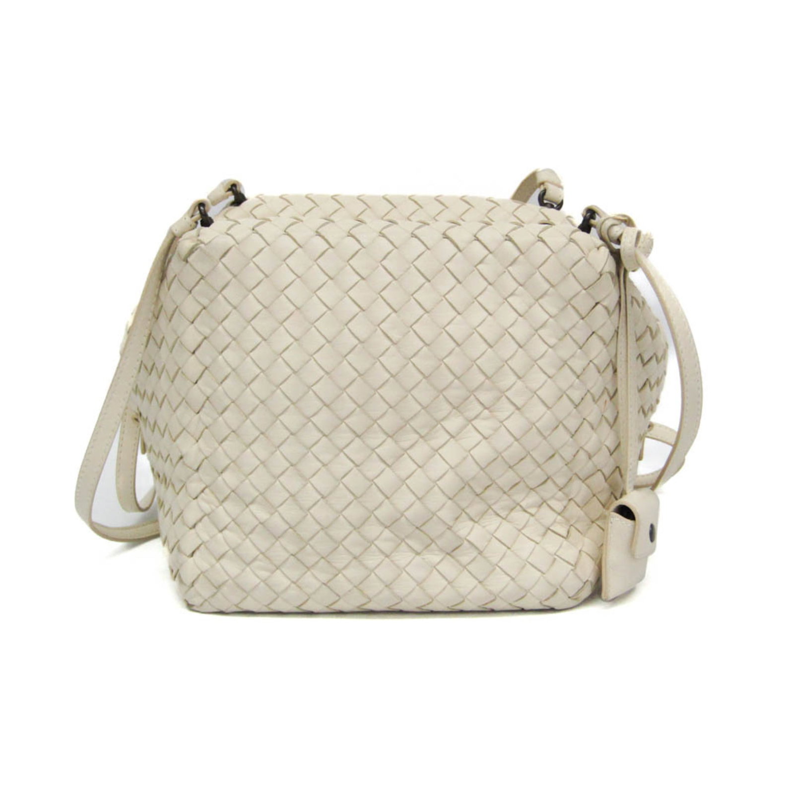 Bottega Veneta Shoulder Bag Leather: Bottega Veneta Shoulder Bag Leather The Bottega Veneta Shoulder Bag Leather is a stylish and compact accessory, measuring 7.48'' x 7.08'' x 7.48'' and weighing 1.58lb. Its white leather exterior