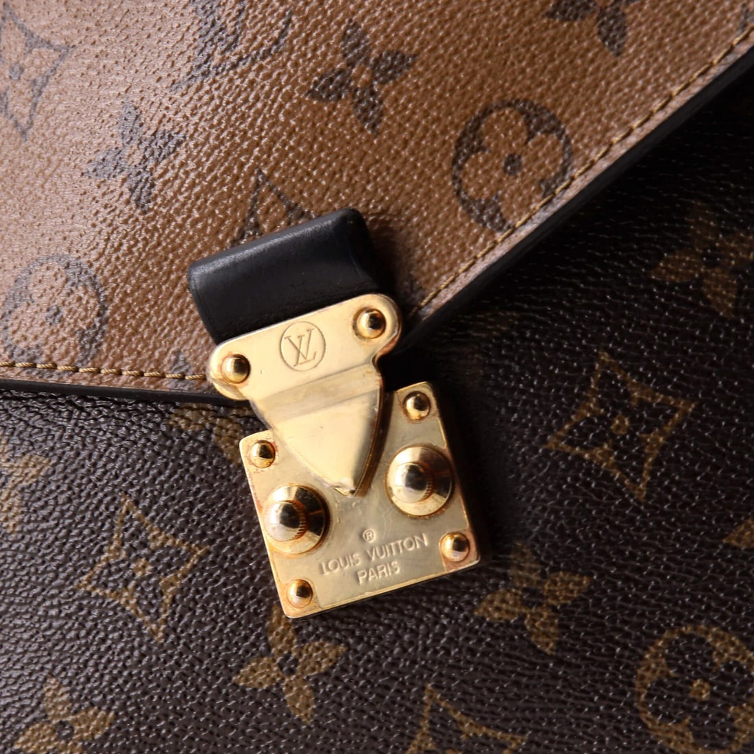 Monogram Reverse Canvas Pochette Louis Vuitton - 6