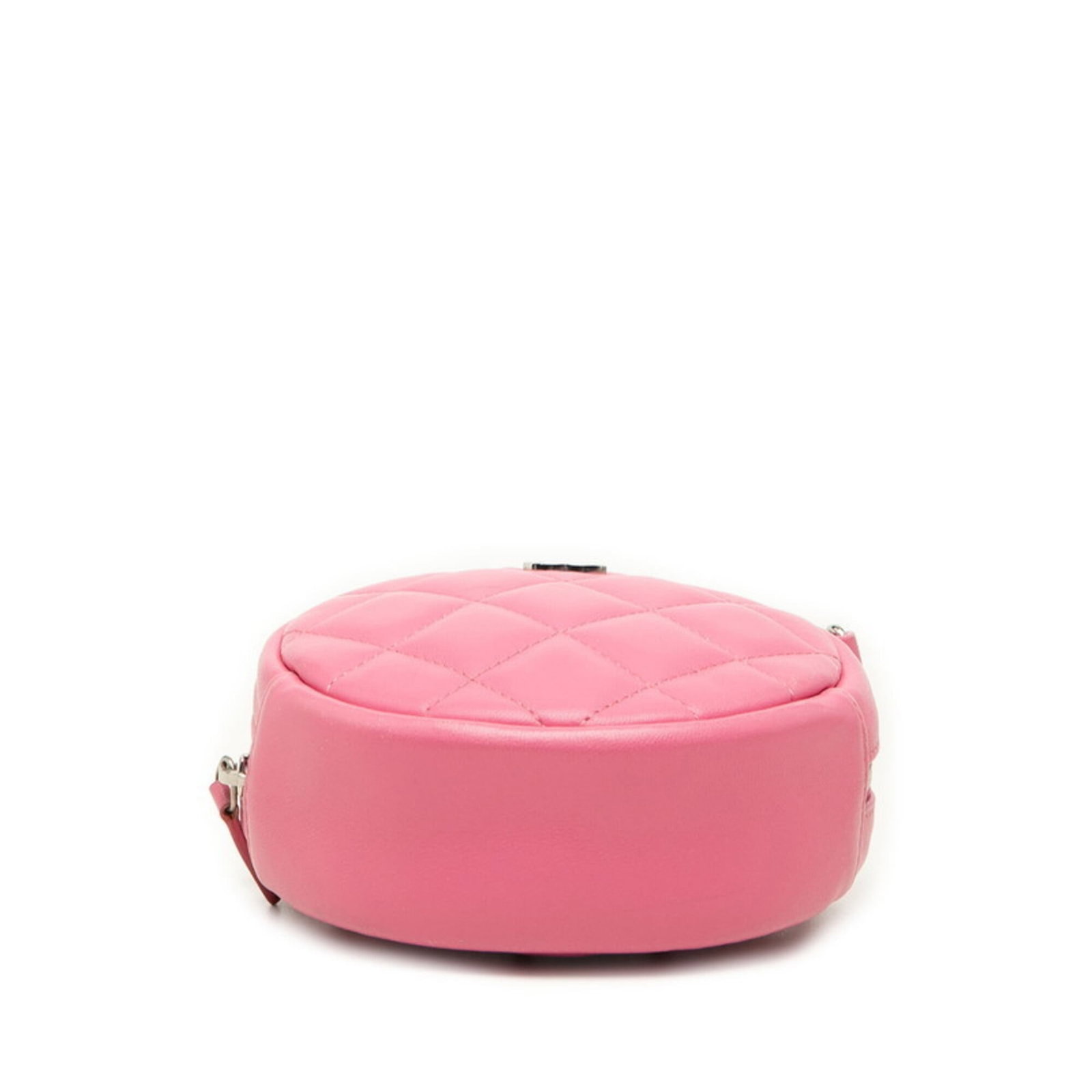 Shoulder Bag by Chanel - 3