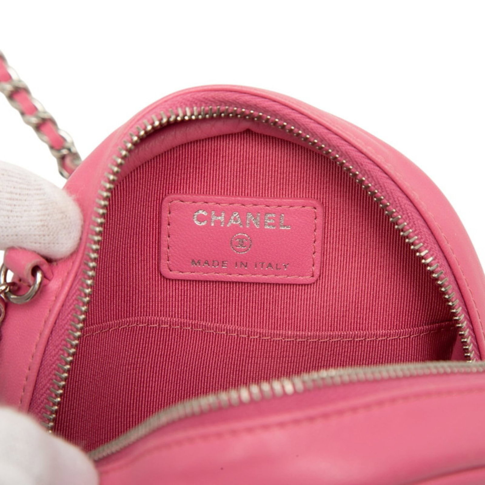Shoulder Bag by Chanel - 5