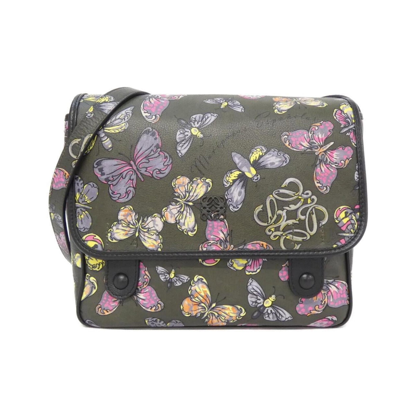 Shoulder Bag Leather: Shoulder Bag Leather Black, Green, and Pink Calfskin Leather Shoulder Bag. Made from high-quality leather, this bag features a classic design with a 21cm x 25cm x 11cm size. The signature is present o