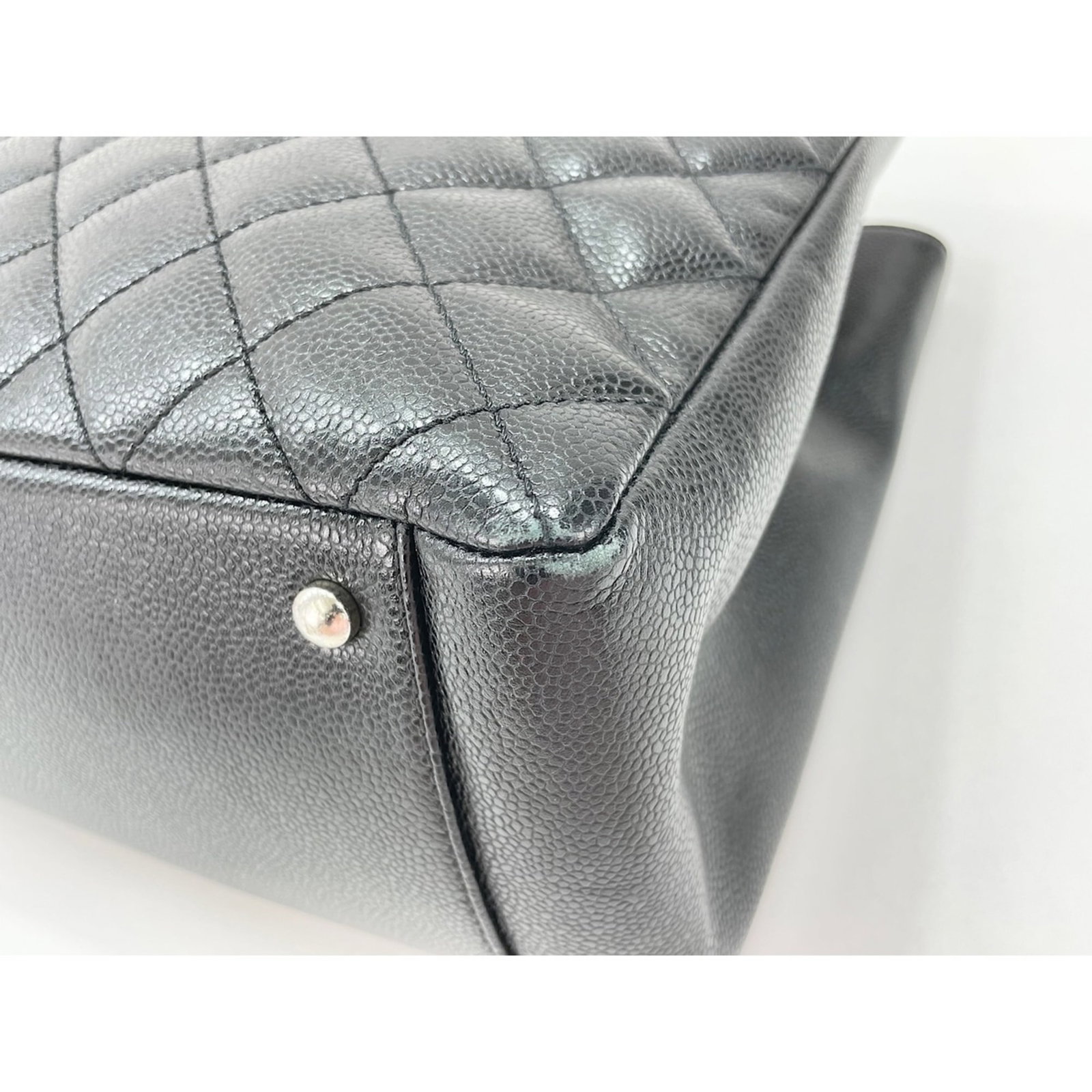 Chanel Tote Bag - 8