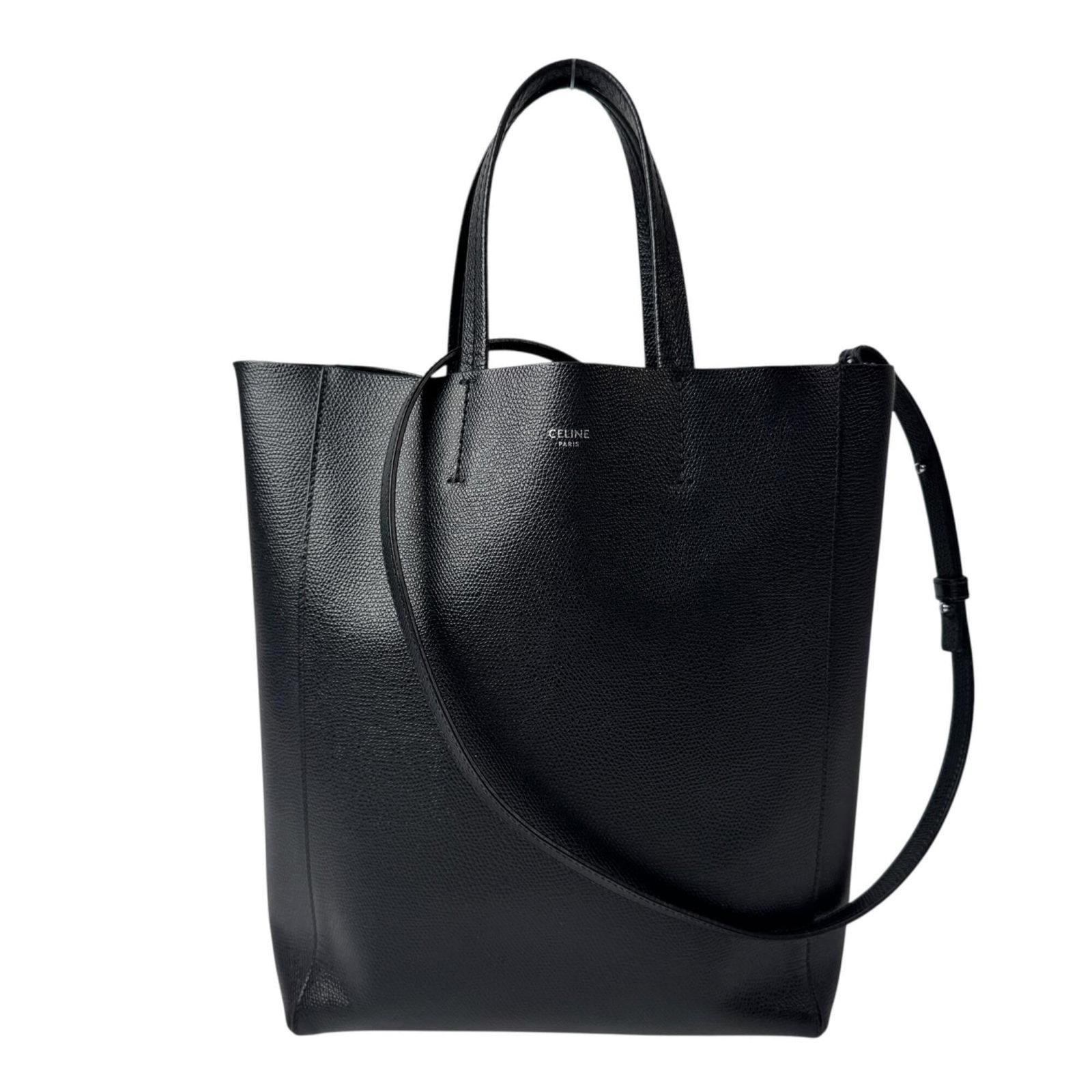 Celine Leather Tote Bag Shoulder Bag: Celine Leather Tote Bag Shoulder Bag Black Celine Leather Tote Bag with Classic Design. This shoulder bag features high-quality leather construction and a timeless design that exudes sophistication. M