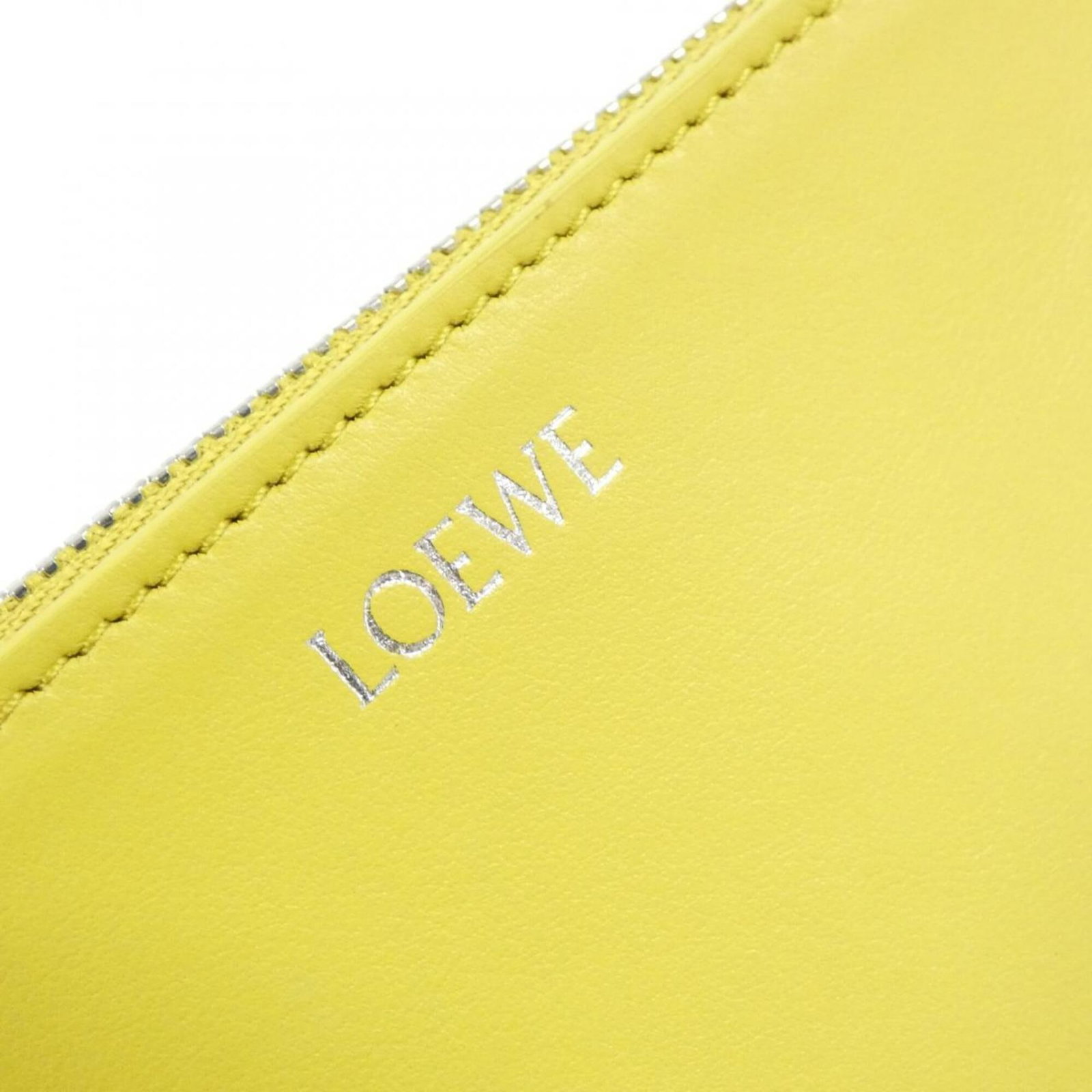 Handbag Leather Pouch Loewe - 4