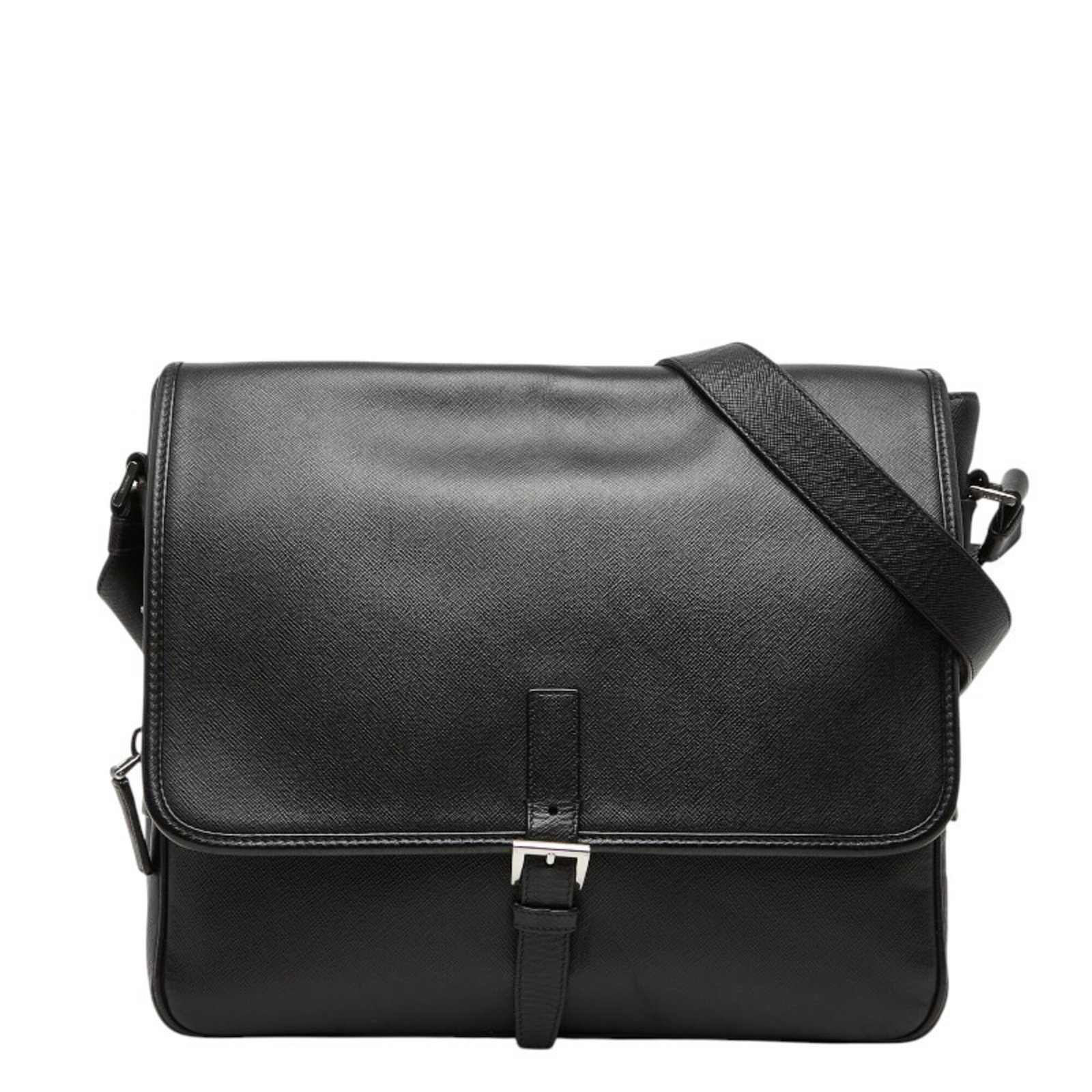 Messenger Bag Leather Shoulder Bag Prada: Messenger Bag Leather Shoulder Bag Prada Saffiano leather makes up the durable exterior of this 30cm x 32cm x 8cm messenger bag, featuring a classic shoulder bag design. The bag's sleek black color an
