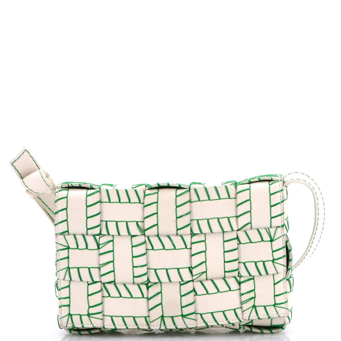 Cassette Maxi Intrecciato Leather Bag Crossbody Stitch Baseball Veneta Bottega: Cassette Maxi Intrecciato Leather Bag Crossbody Stitch Baseball Veneta Bottega White maxi crossbody bag with Intrecciato leather stitching, featuring a spacious interior and adjustable silver