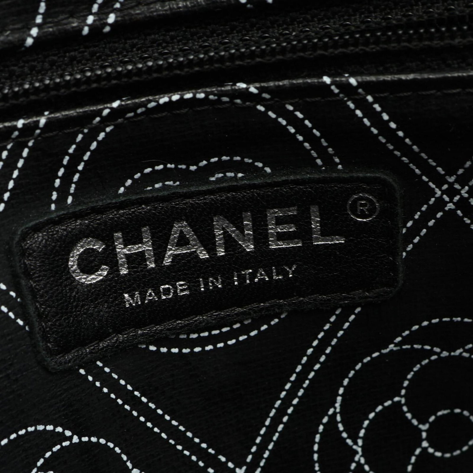 Canvas Coated Pouch Chanel - 4
