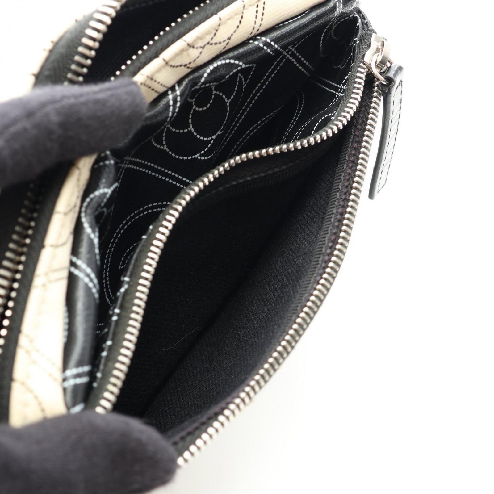 Canvas Coated Pouch Chanel - 6