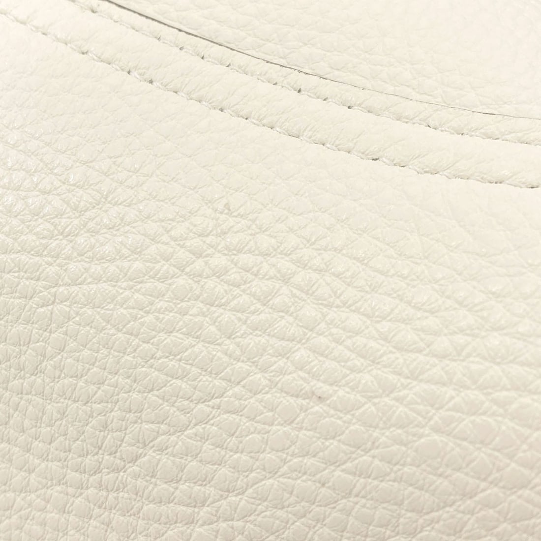 Handbag Softbit Leather Gucci - 8