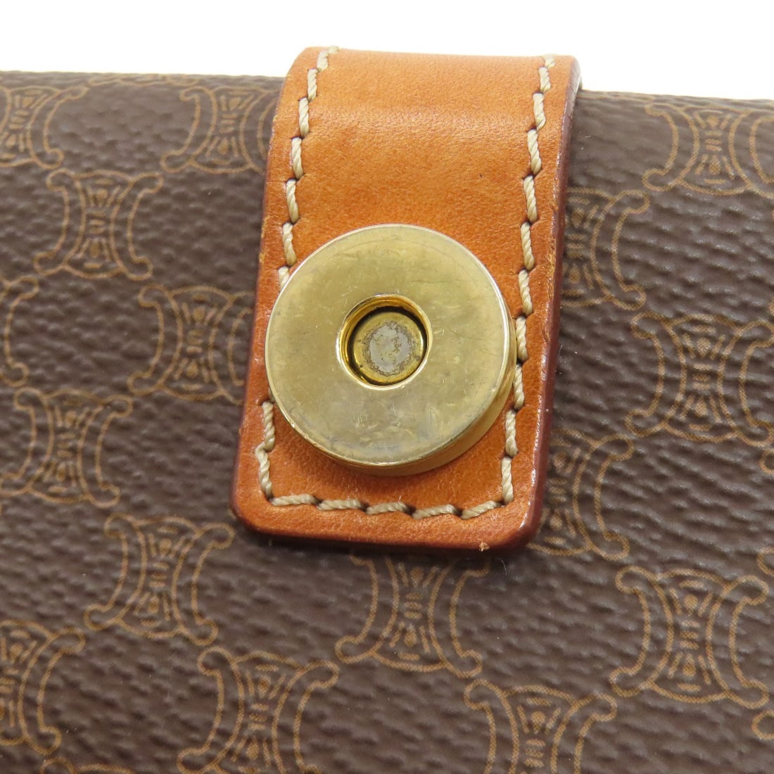 Macadam Leather Shoulder Bag - 17
