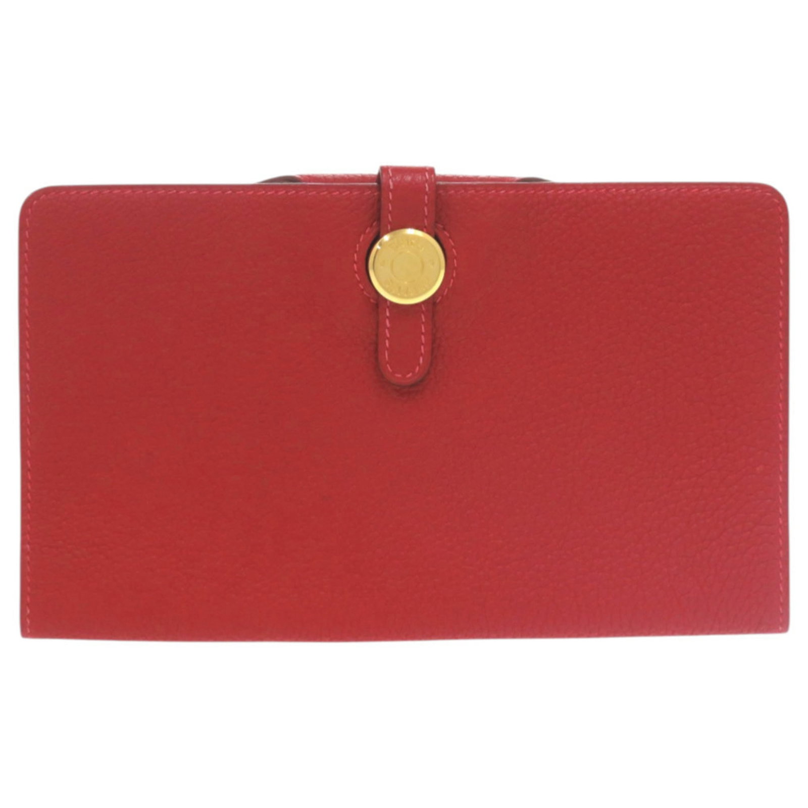 Hermes Long Wallet (Bi-Fold) Togo Leather: Hermes Long Wallet (Bi-Fold) Togo Leather Togo leather craftsmanship shines in this iconic bi-fold wallet from Herm?s, a symbol of French elegance. Measuring 11cm x 18.5cm, the wallet's sleek design