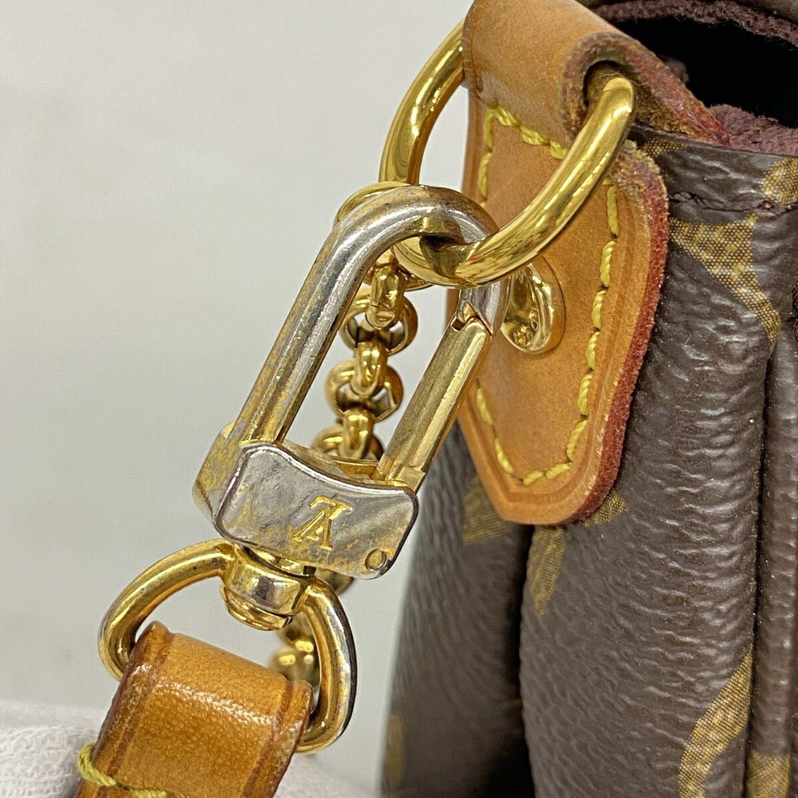 Handbag Louis Vuitton - 11