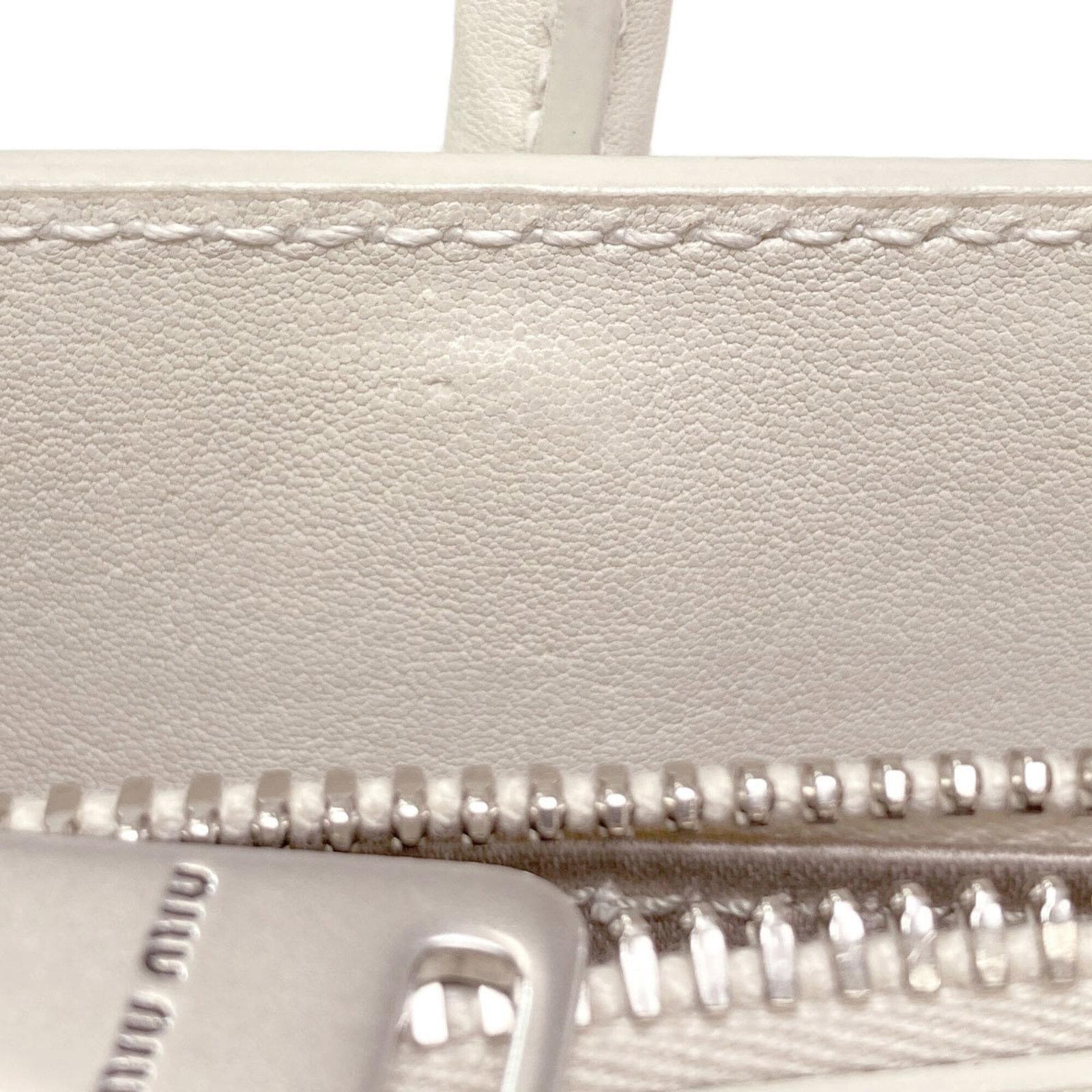 Handbag Miu Leather - 11