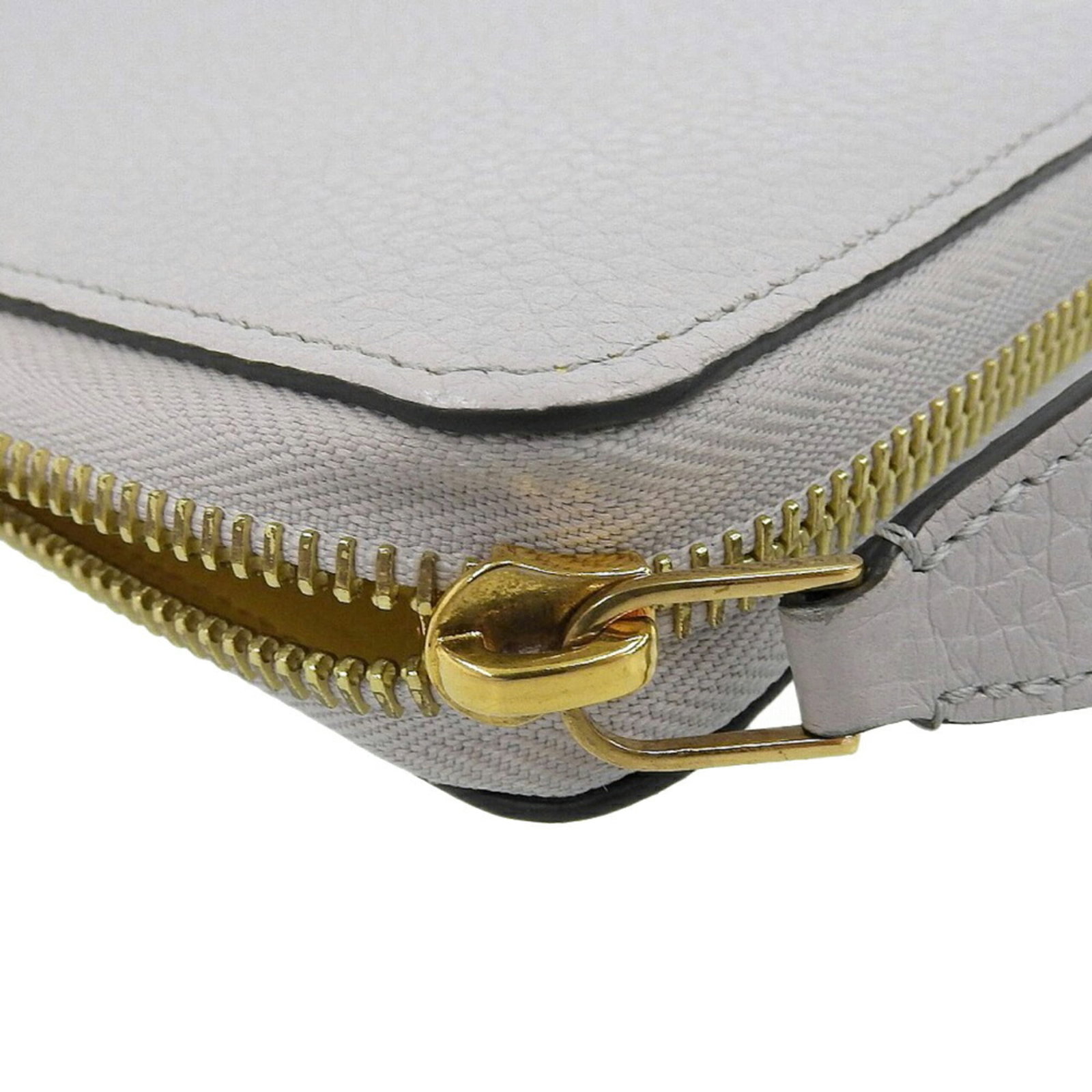 Louis Vuitton Wallet (Bi-Fold) - 5