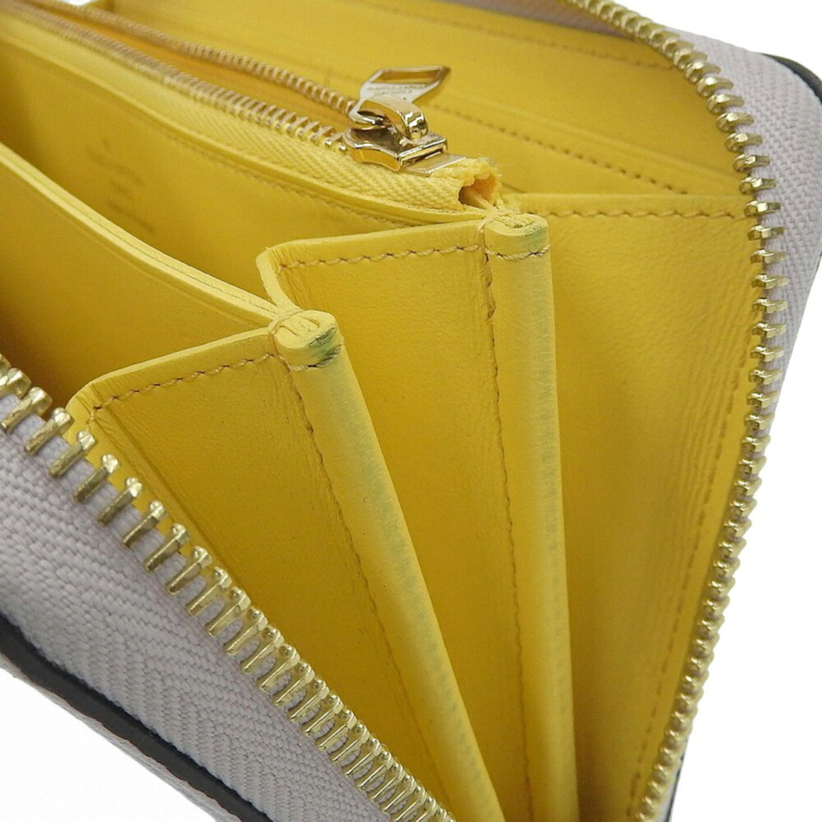 Louis Vuitton Wallet (Bi-Fold) - 7