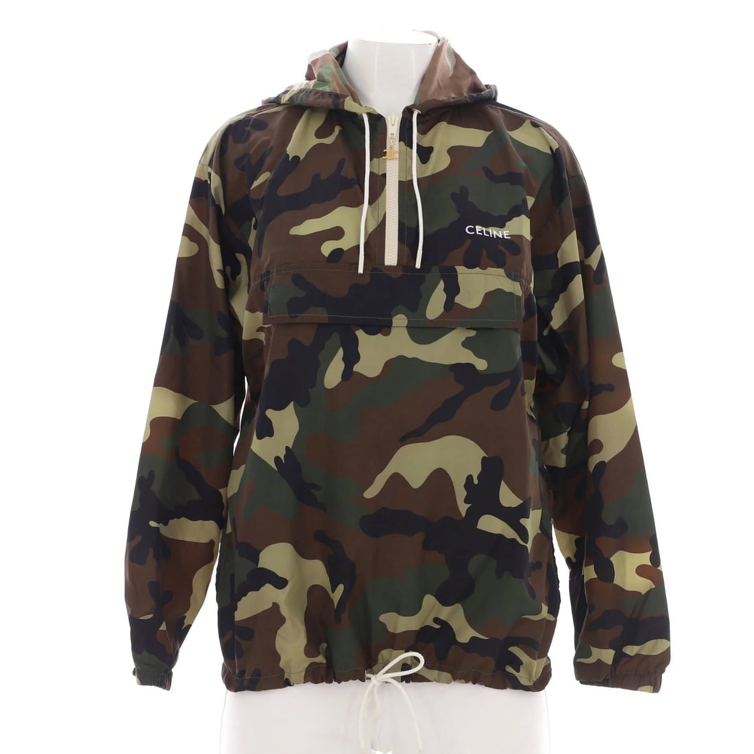 Celine Women's Camoflauge Windbreaker Polyamide: Celine Women's Camoflauge Windbreaker Polyamide The Celine Women's Camoflauge Windbreaker Polyamide features a print exterior with a polyamide material, a regular fit, and a gold and white hardware de
