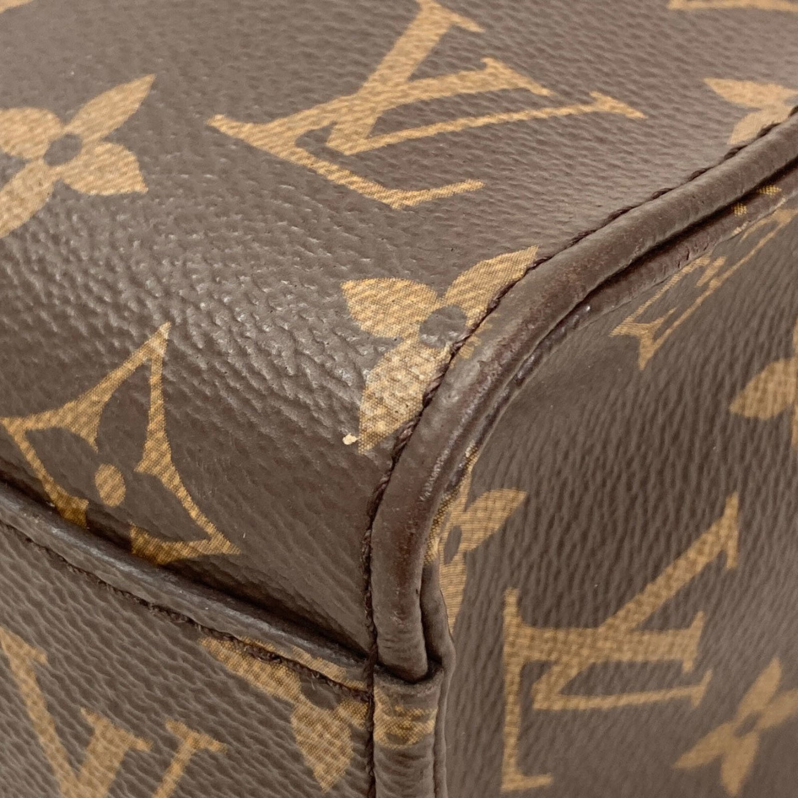 Louis Vuitton Monogram Handbag - 19
