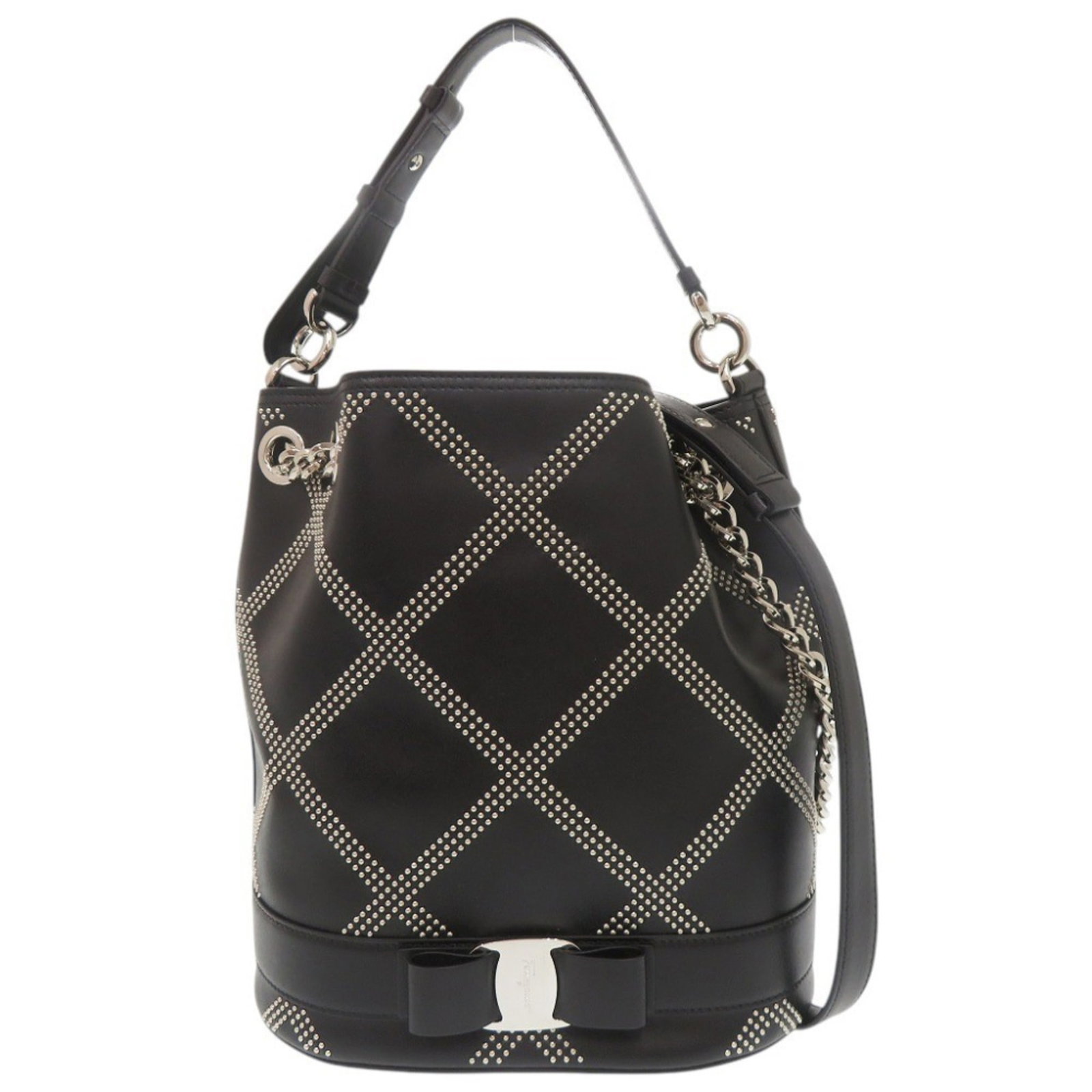 Ferragamo Salvatore Handbag Leather Bag Shoulder: Ferragamo Salvatore Handbag Leather Bag Shoulder Black leather shoulder bag from Salvatore Ferragamo, Italy, featuring a sleek design and classic style. Made from high-quality leather, this shoulder