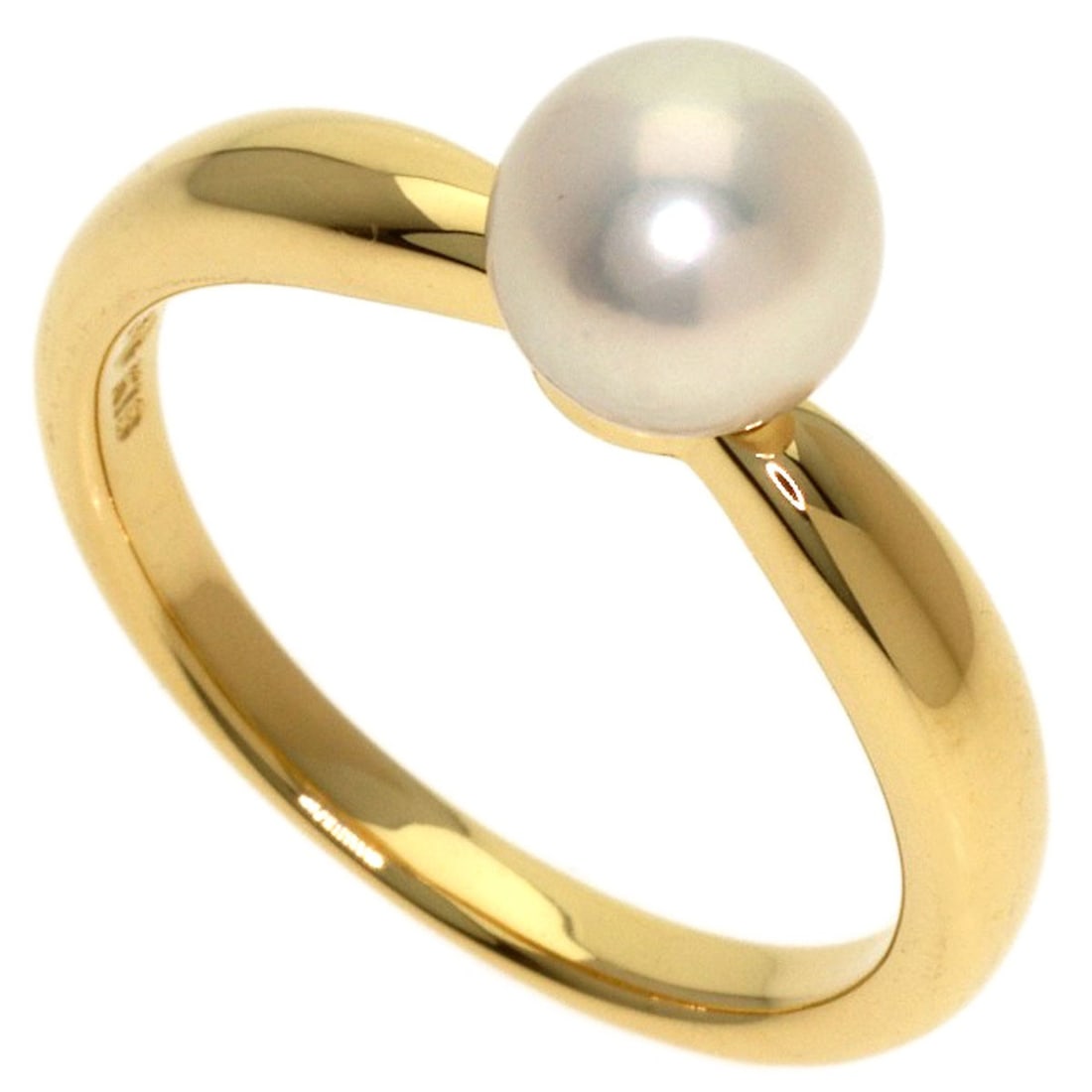 K18 Yellow Gold Pearl Ring Tasaki: K18 Yellow Gold Pearl Ring Tasaki K18 Yellow Gold Pearl Ring Tasaki boasts a stunning gold metal exterior, featuring a K18 purity that adds a touch of luxury. The ring's main stone is a beautiful