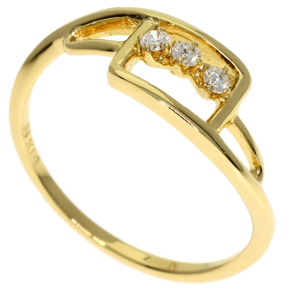 K18 Yellow Gold Diamond Ring: K18 Yellow Gold Diamond Ring K18 Yellow Gold Diamond Ring boasts a striking gold finish, expertly crafted from high-quality K18 yellow gold. This elegant ring showcases a beautiful diamond, adding a