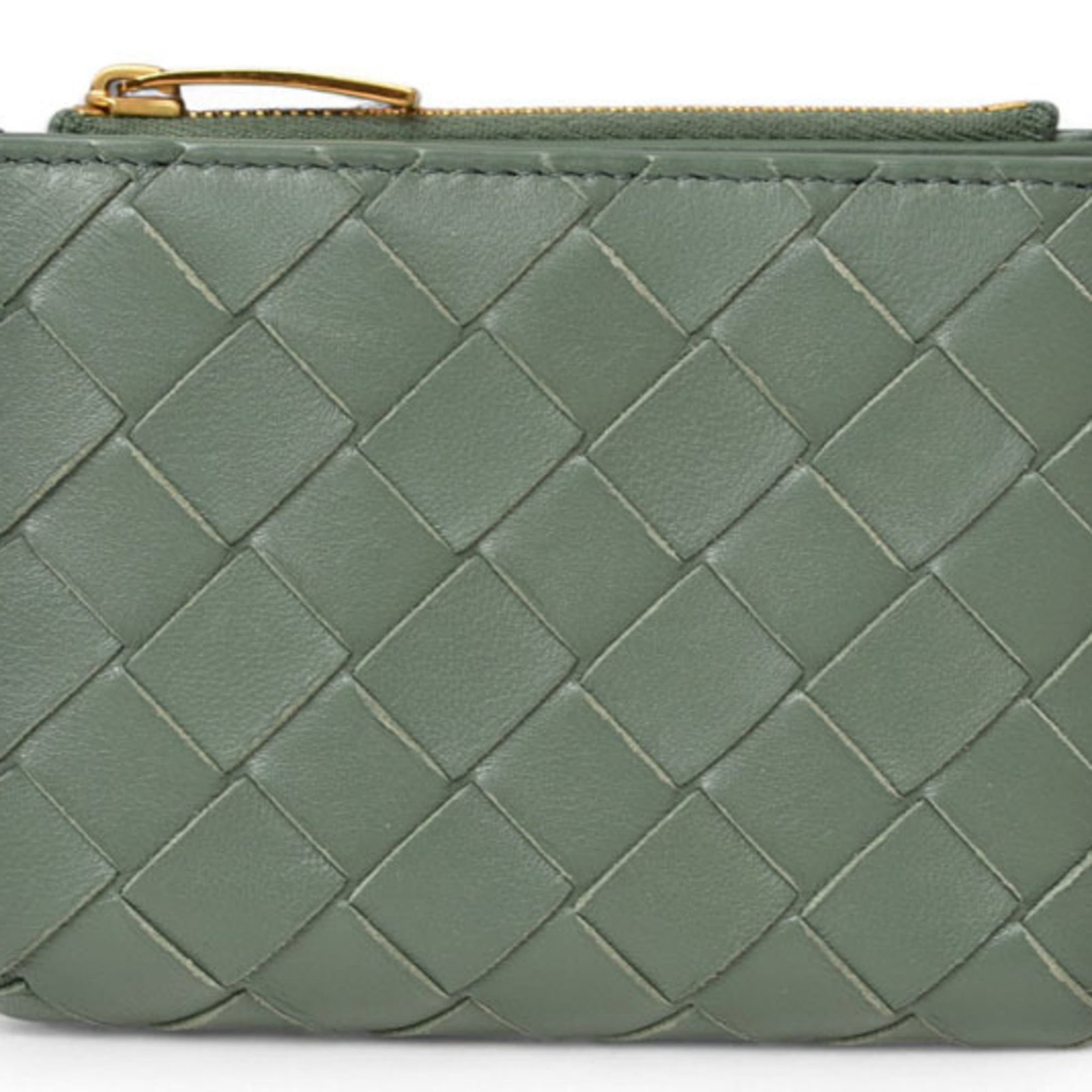 Bottega Veneta Wallet (Bi-Fold) Leather: Bottega Veneta Wallet (Bi-Fold) Leather Bottega Veneta's iconic bi-fold wallet is crafted from high-quality leather, featuring a classic snap fastener closure. This stylish wallet measures 9cm x