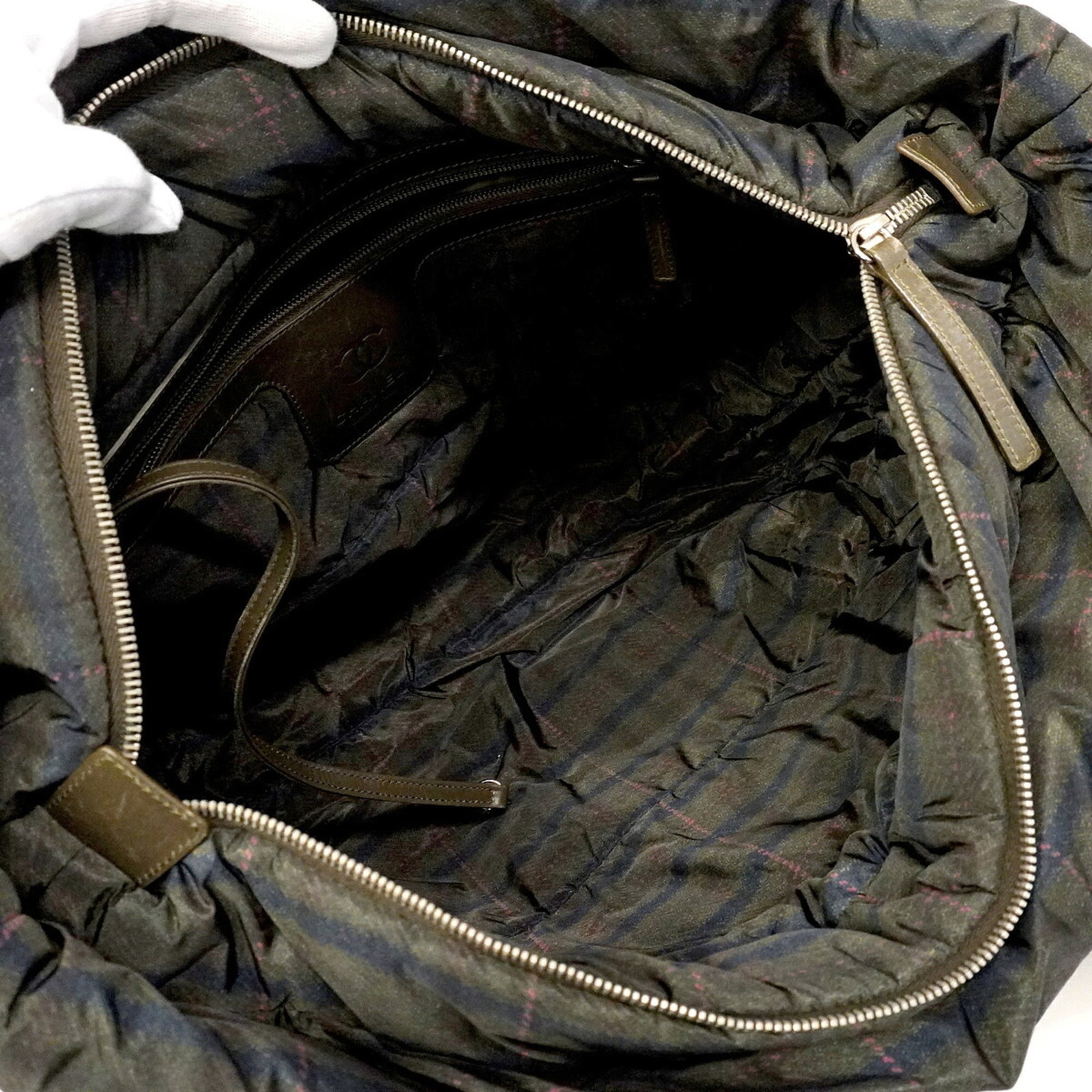 Nylon Handbag Chanel - 4