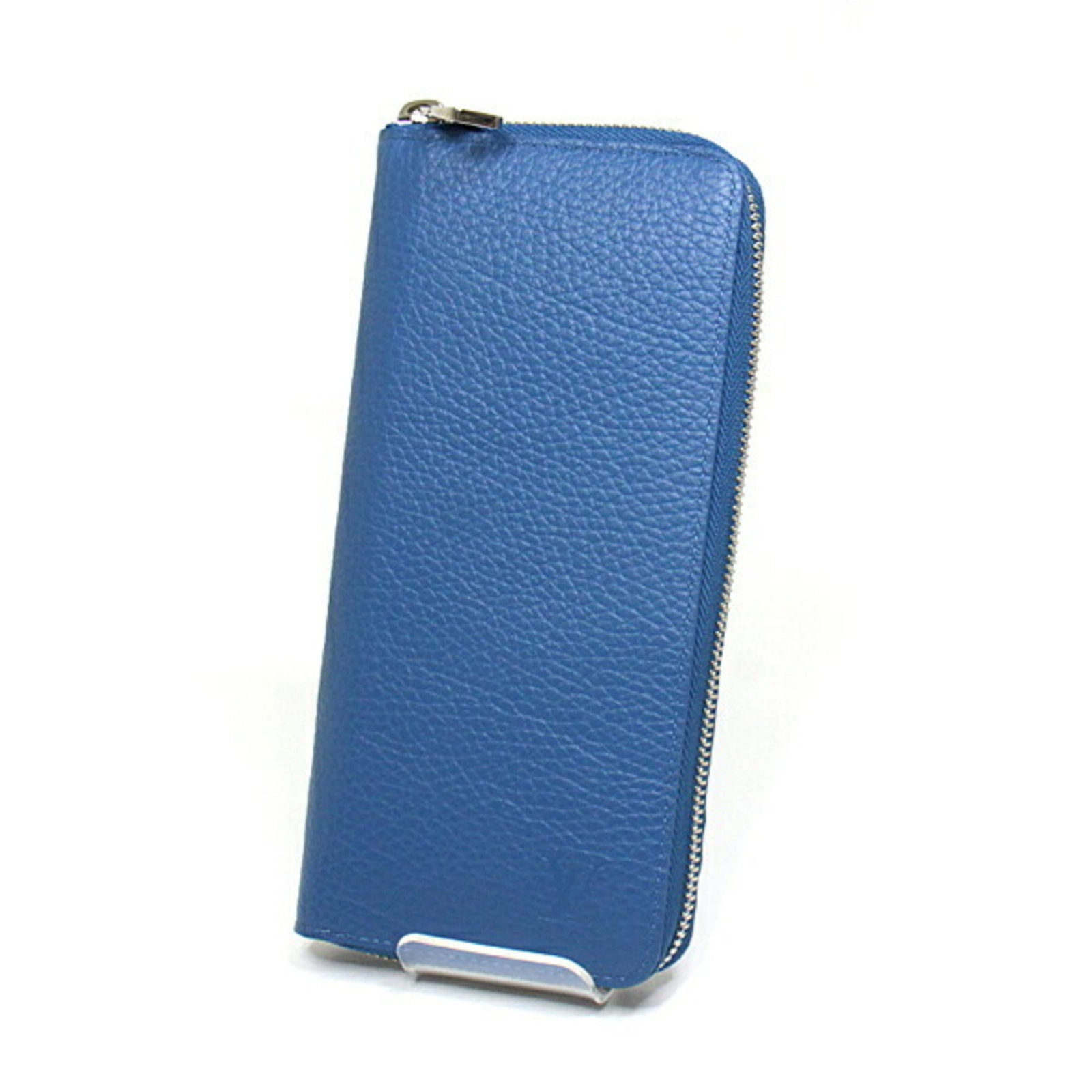 Louis Vuitton Coin Purse/ Coin Case: Louis Vuitton Coin Purse/ Coin Case The Louis Vuitton Taurillon coin purse/coin case is a stylish and compact accessory, measuring 20cm x 9.5cm x 2.2cm, featuring a sleek blue color. This elegant coin