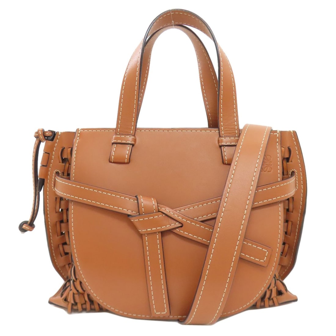 Loewe Gate Top Handle 2Way Tote Bag Calf: Loewe Gate Top Handle 2Way Tote Bag Calf Brown calf Loewe tote bag with a distinctive gate top handle, designed for everyday use. This classic 2-way tote features a timeless brown exterior that