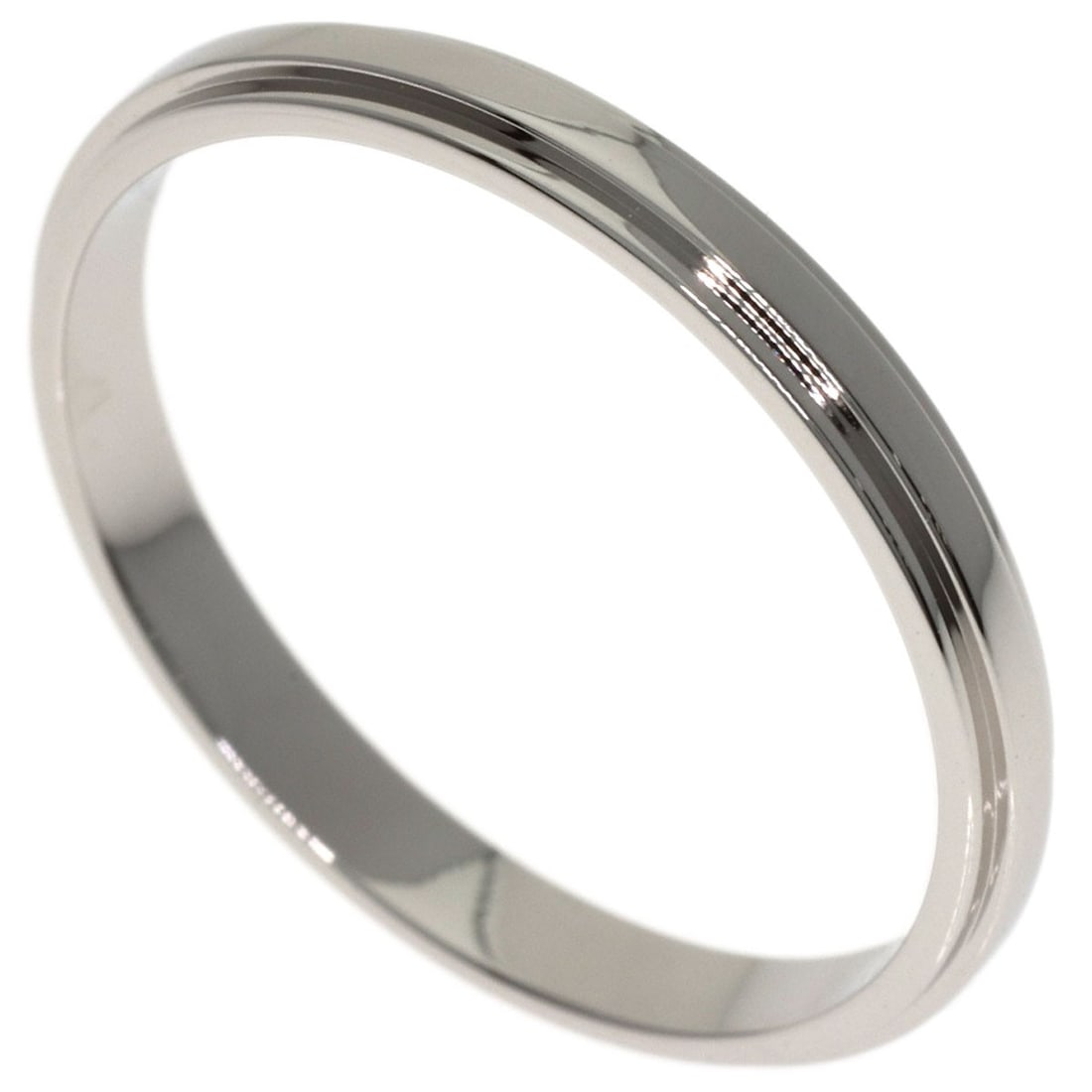 Platinum Pt950 Cartier Damour #57 Ring: Platinum Pt950 Cartier Damour #57 Ring The Platinum Pt950 Cartier Damour #57 Ring boasts a striking silver finish, characteristic of the iconic Damour style. This elegant ring features an open