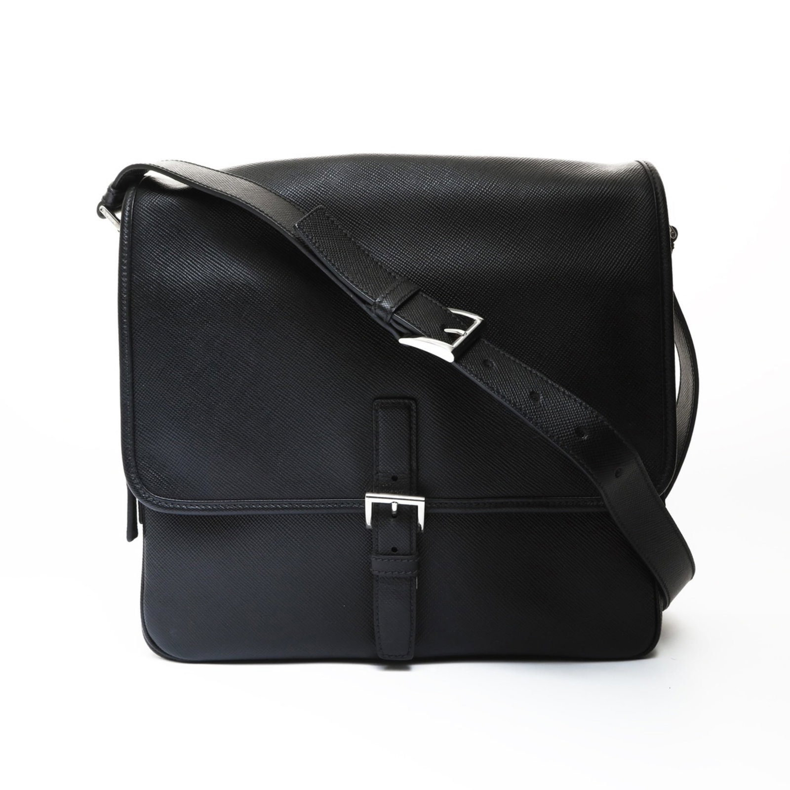 Shoulder Bag Leather Prada: Shoulder Bag Leather Prada Black Saffiano leather shoulder bag with adjustable strap length from 120cm to 132cm. This stylish bag measures 29cm x 31cm x 8cm and features high-quality leather