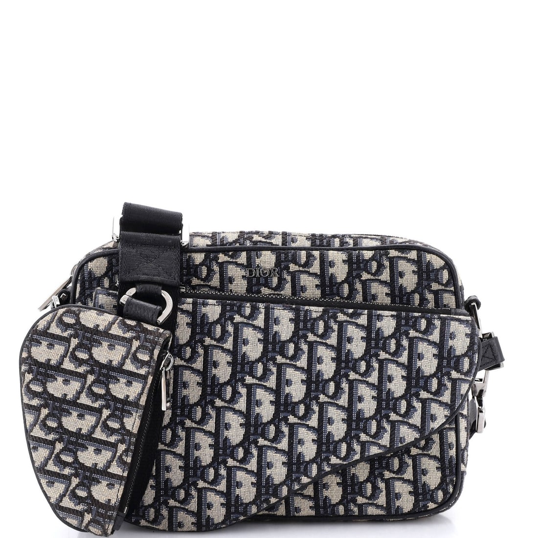 Saddle Tripple Canvas Oblique Pouch Dior Christian: Saddle Tripple Canvas Oblique Pouch Dior Christian Saddle Tripple Canvas Oblique Pouch Dior Christian is a unique messenger bag with a distinctive oblique canvas design. The bag features a blue Jacqua