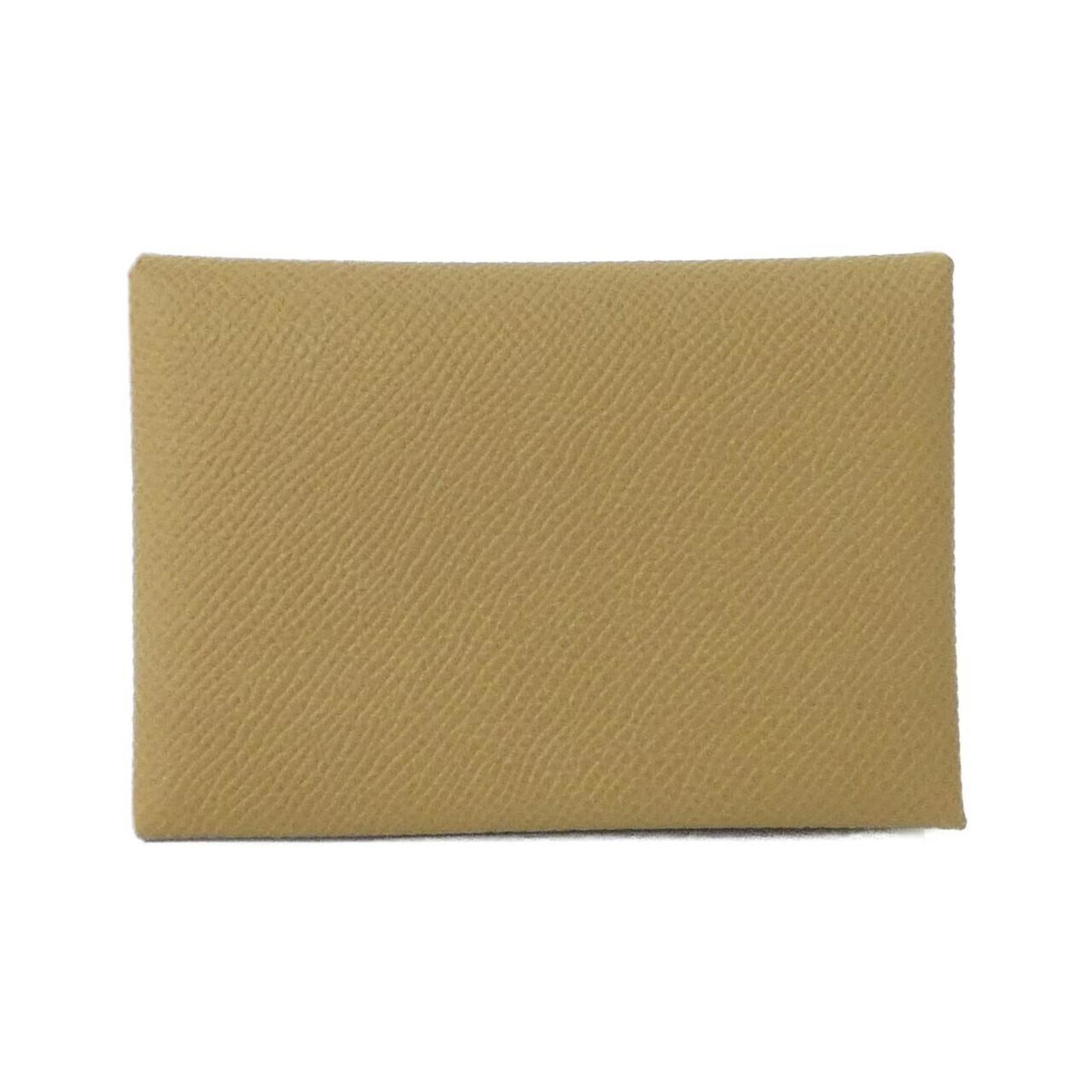 Hermes Coin Purse/ Coin Case Epsom Leather: Hermes Coin Purse/ Coin Case Epsom Leather Epsom leather coin purse/coin case from Hermes, featuring a classic design in beige color. Made with high-quality Epsom leather, this compact accessory measu