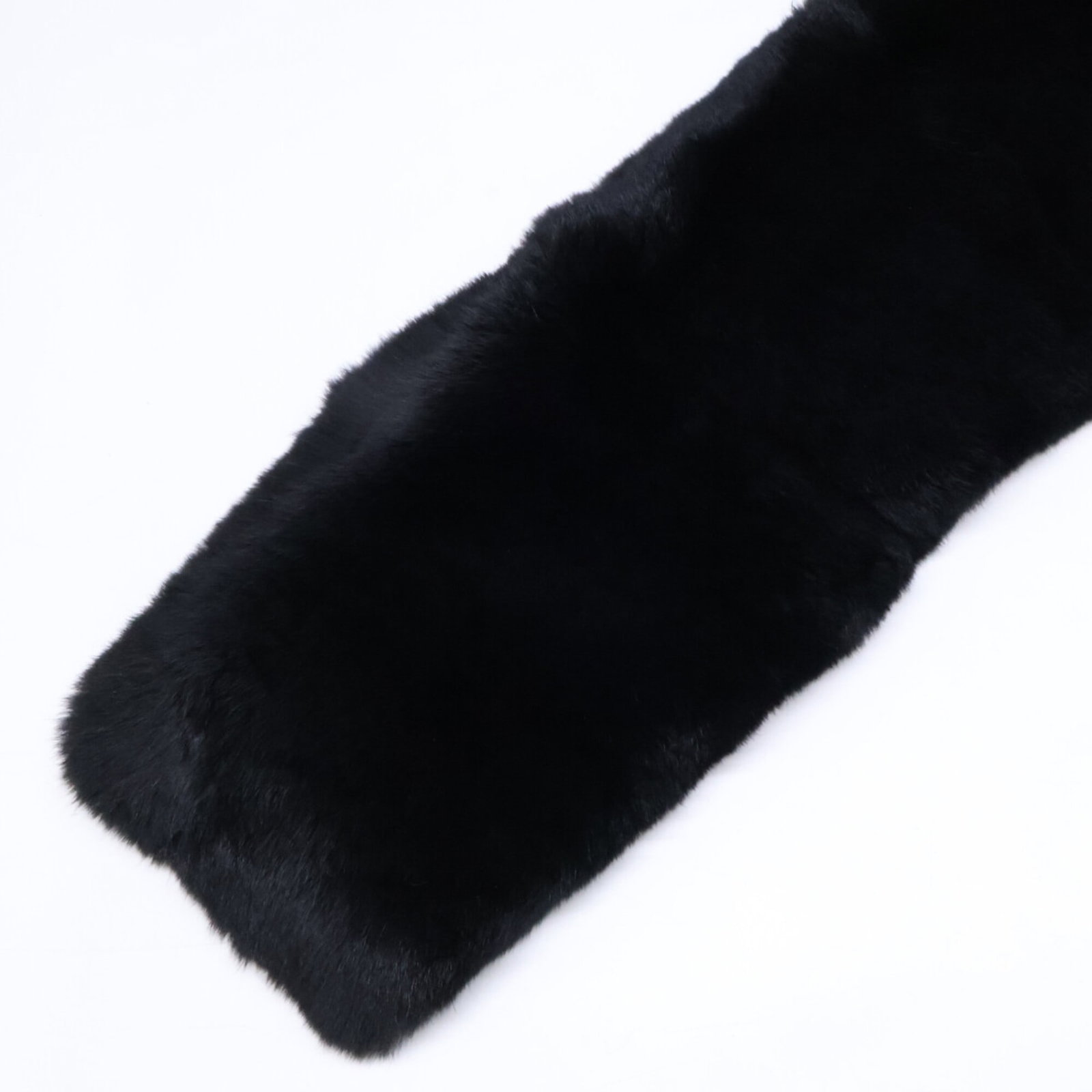 Chanel Tippet - 4