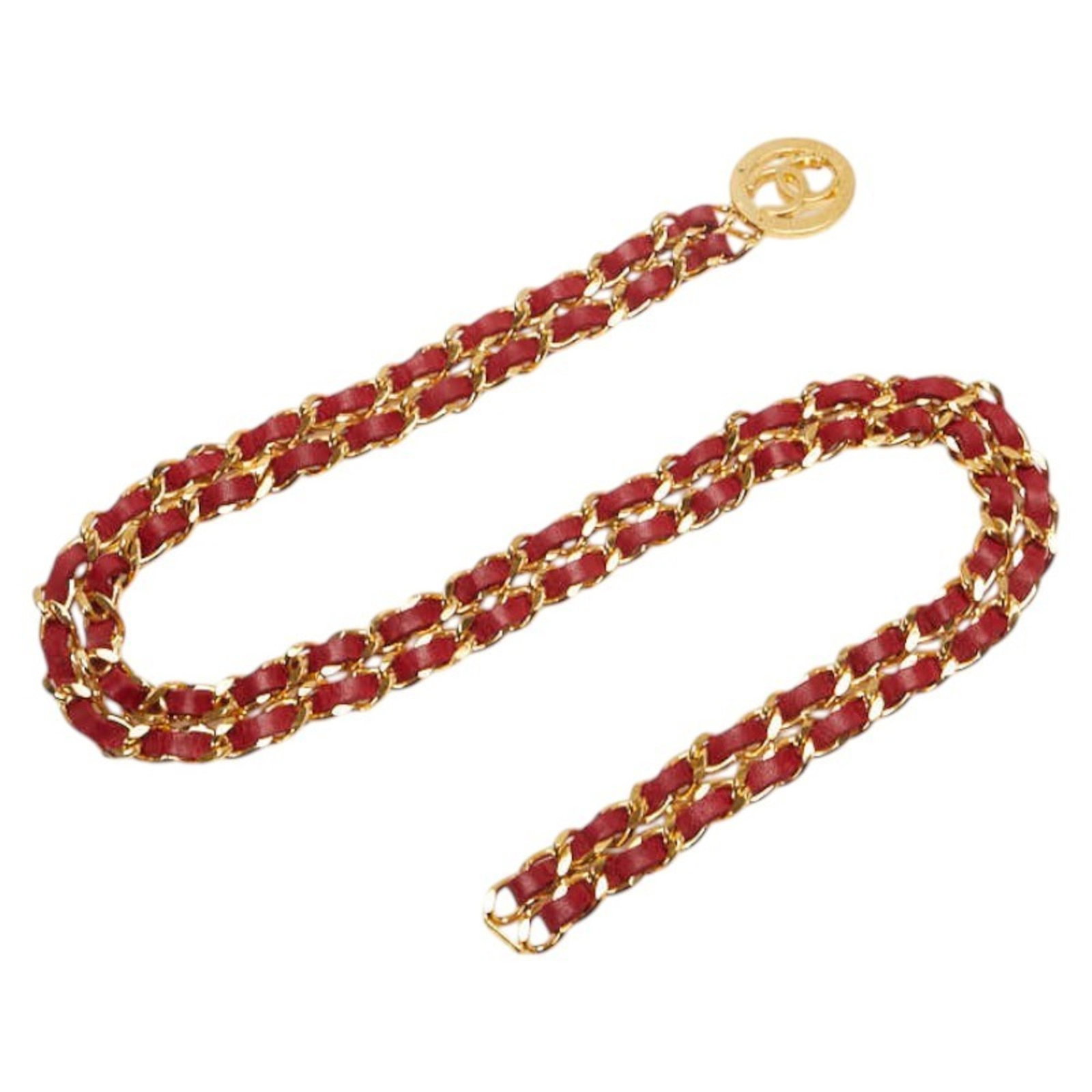 Chain Belt for Chanel: Chain Belt for Chanel Chain Belt for Chanel features a gold and red leather strap with a 67cm length and 1.8cm width. The chain belt's elegant design makes it a stylish accessory for any occasion.