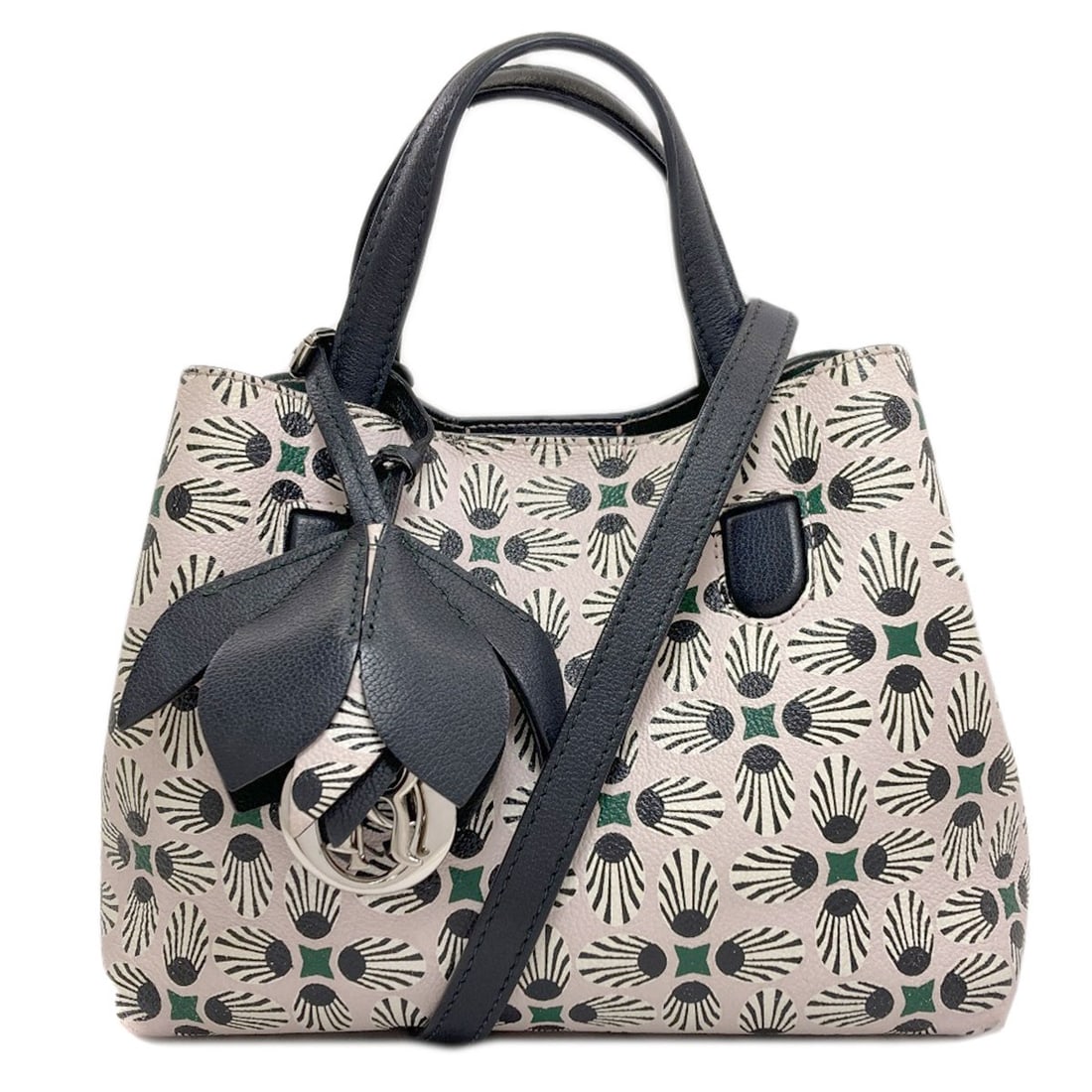 Handbag Blossom Dior Christian Leather: Handbag Blossom Dior Christian Leather Pink leather handbag from CHRISTIAN DIOR, featuring a signature that bears a mark. This Dior handbag is made of high-quality leather and boasts a distinctive