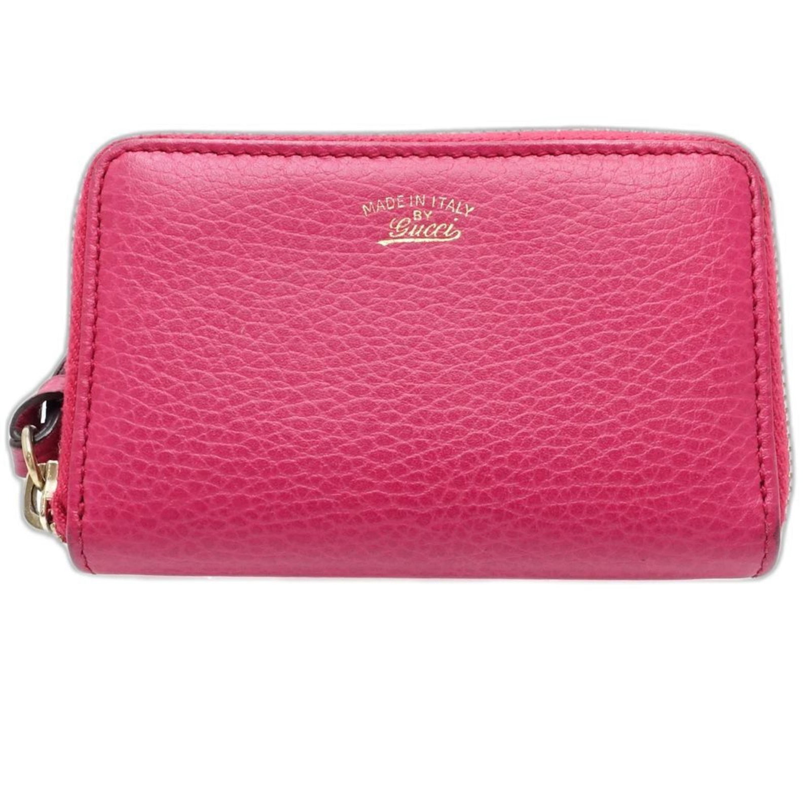 Coin purse leather case Gucci: Coin purse leather case Gucci Gucci's pink leather coin purse case is a stylish accessory, measuring 8cm x 12cm x 2cm. The case is made from high-quality leather and comes with a box for added
