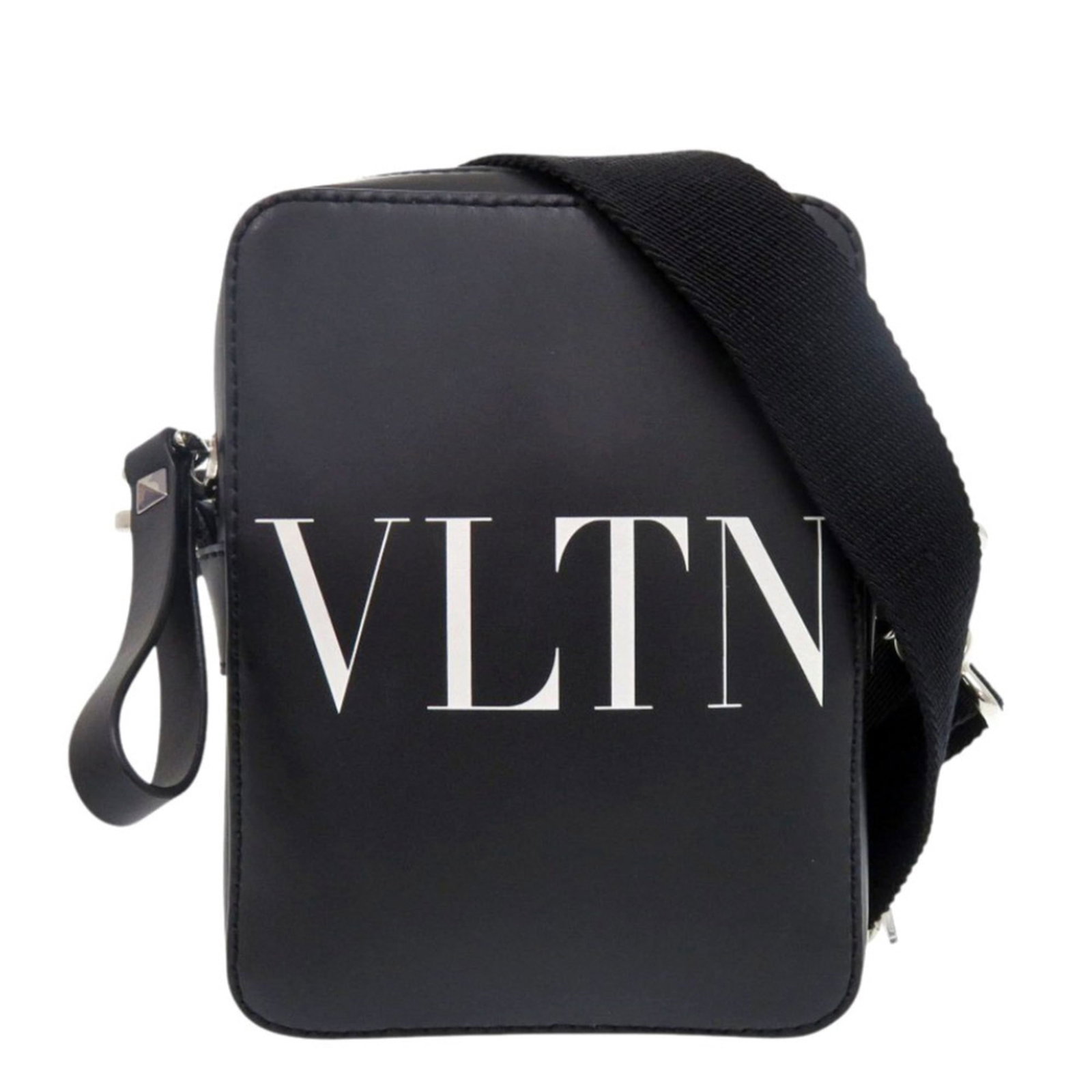 Valentino Garavani leather shoulder bag: Valentino Garavani leather shoulder bag Valentino Garavani leather shoulder bag in black, featuring silver hardware and a sturdy shoulder strap. Made from high-quality leather, this bag boasts a sleek