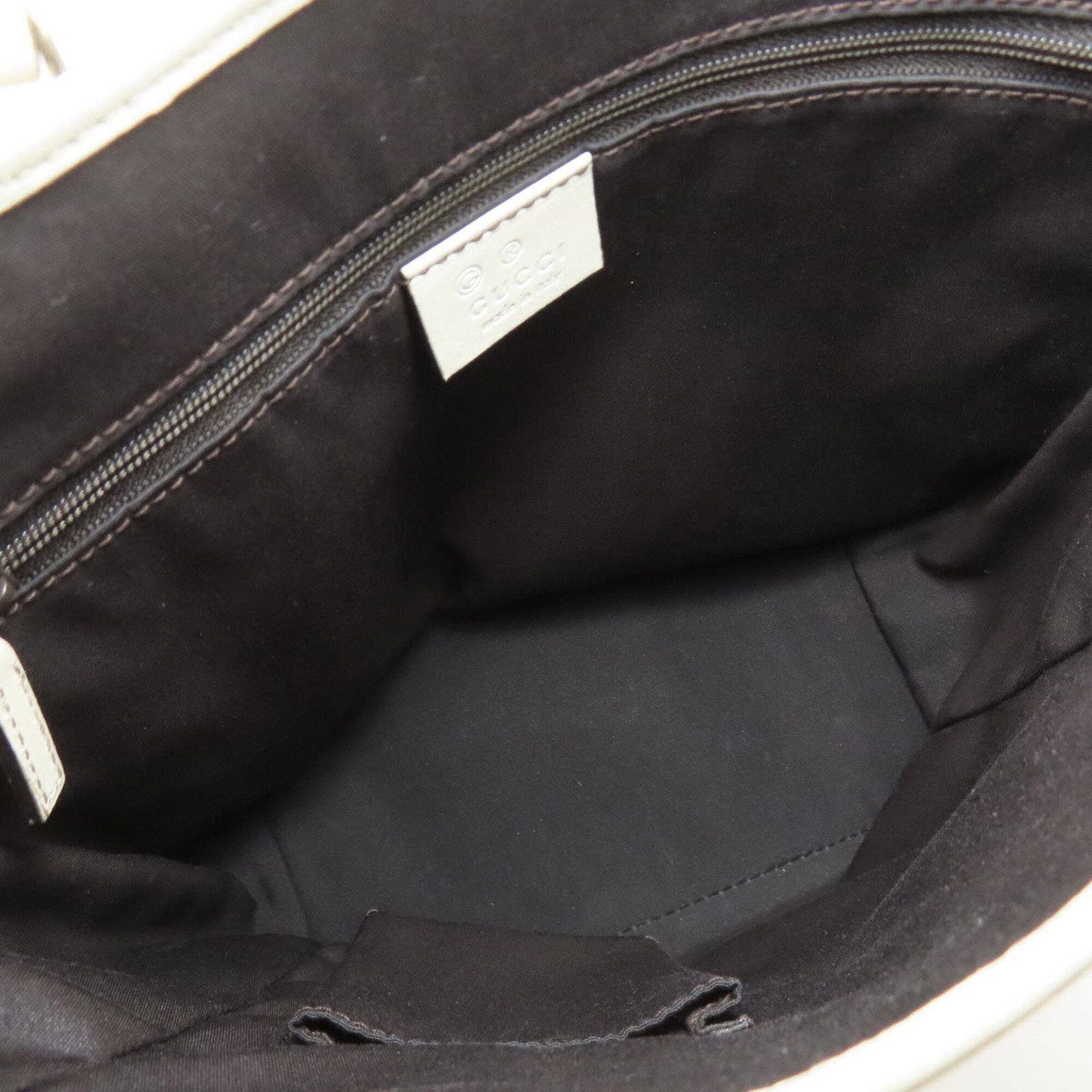 Gucci Handbag Pvc - 7