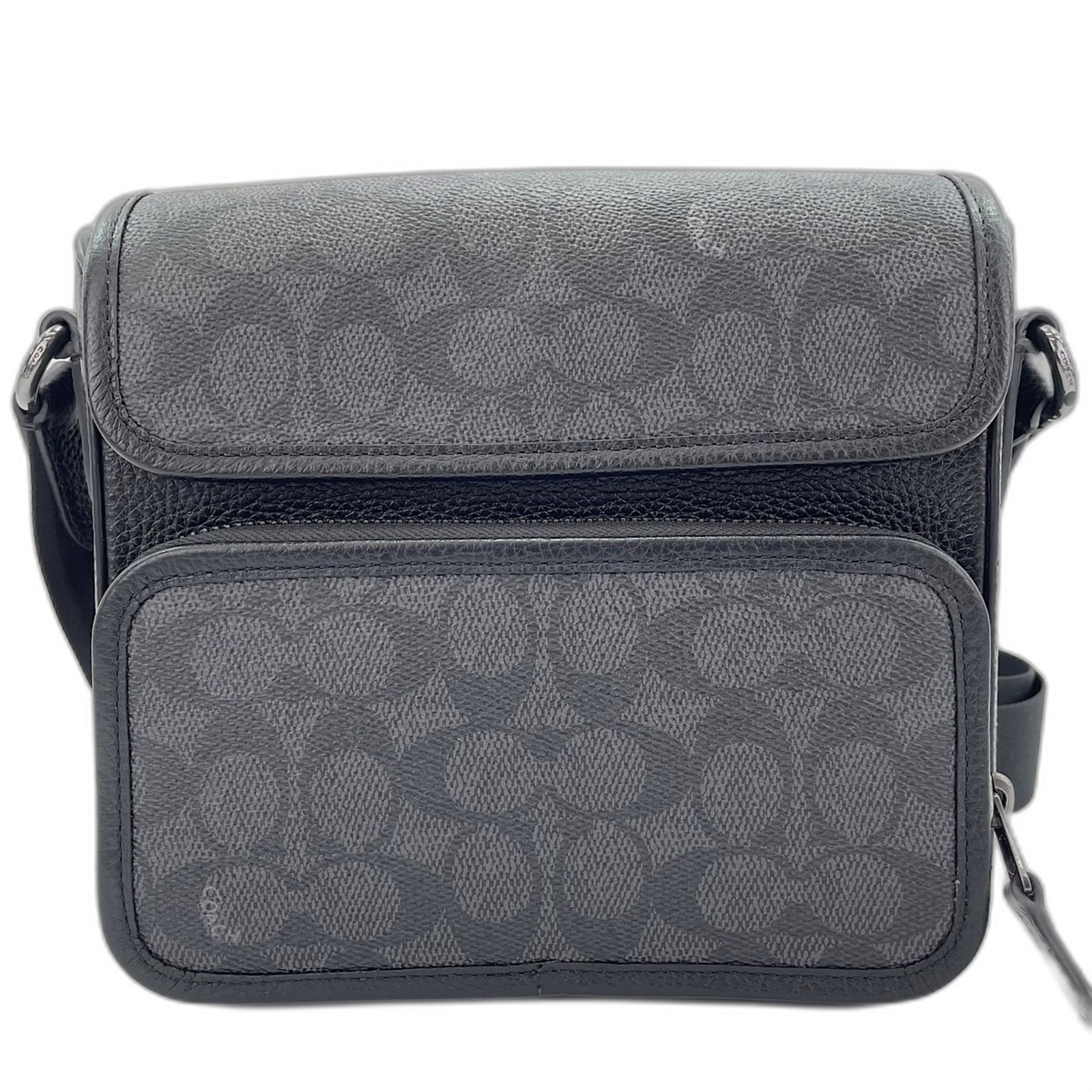 Signature Coach Line Bag Shoulder: Signature Coach Line Bag Shoulder Signature Coach Line Bag Shoulder in Black. This sleek shoulder bag features a 18cm x 21cm x 9cm size and a sophisticated black color. With its classic design and