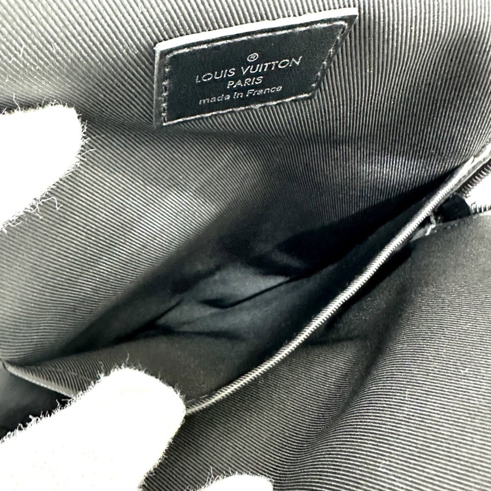 Louis Vuitton - 11
