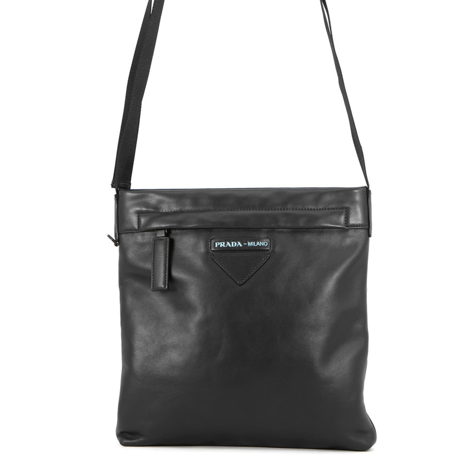 Shoulder Bag Prada Handbag: Shoulder Bag Prada Handbag Prada Country of Origin: Italy, a symbol of luxury and sophistication, is showcased in this sleek black shoulder bag. Made from high-quality leather, the bag's classic