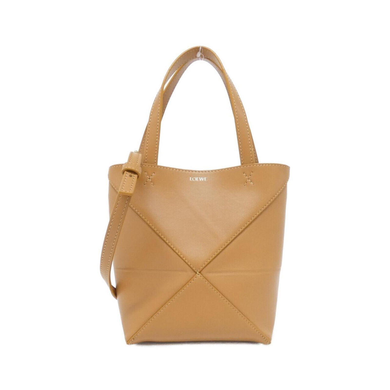 Handbag Leather Handbag: Handbag Leather Handbag Leather Handbag with Classic Design. Made from high-quality Calfskin leather, this beige handbag features a timeless design that exudes elegance. With its compact size and styl