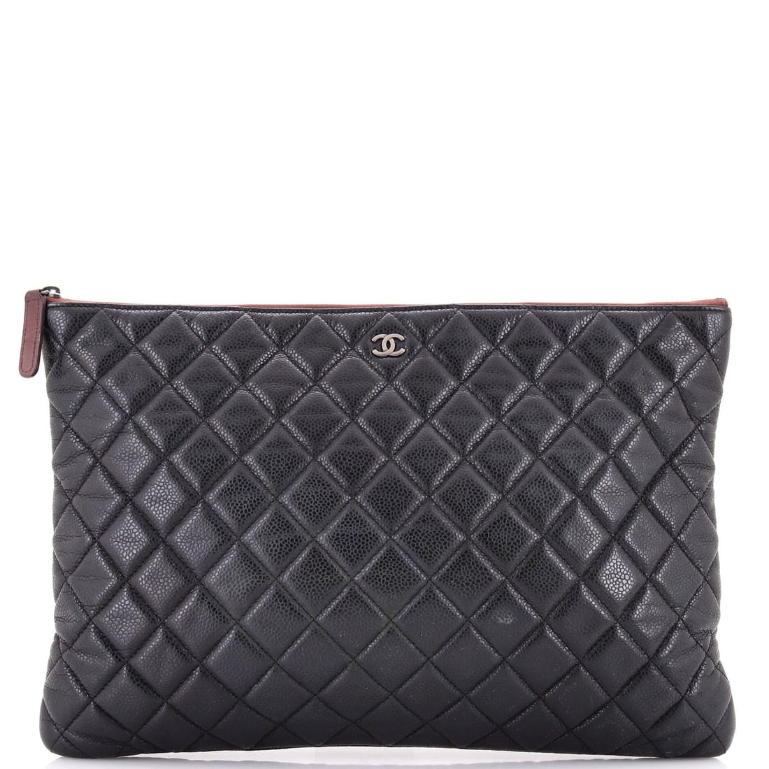 Iridescent Caviar Quilted Clutch Large Chanel Case: Iridescent Caviar Quilted Clutch Large Chanel Case Black Iridescent Caviar Quilted Clutch in Large Chanel Case, featuring a durable leather exterior with minor creases and corner wear, and a spacious 
