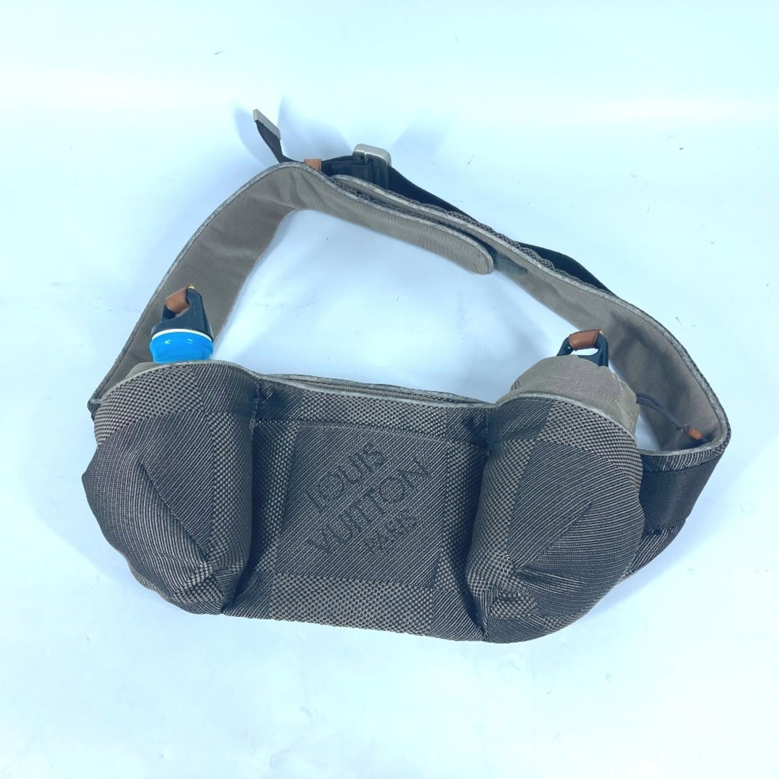 Damier Geant Louis Vuitton Sling - 4